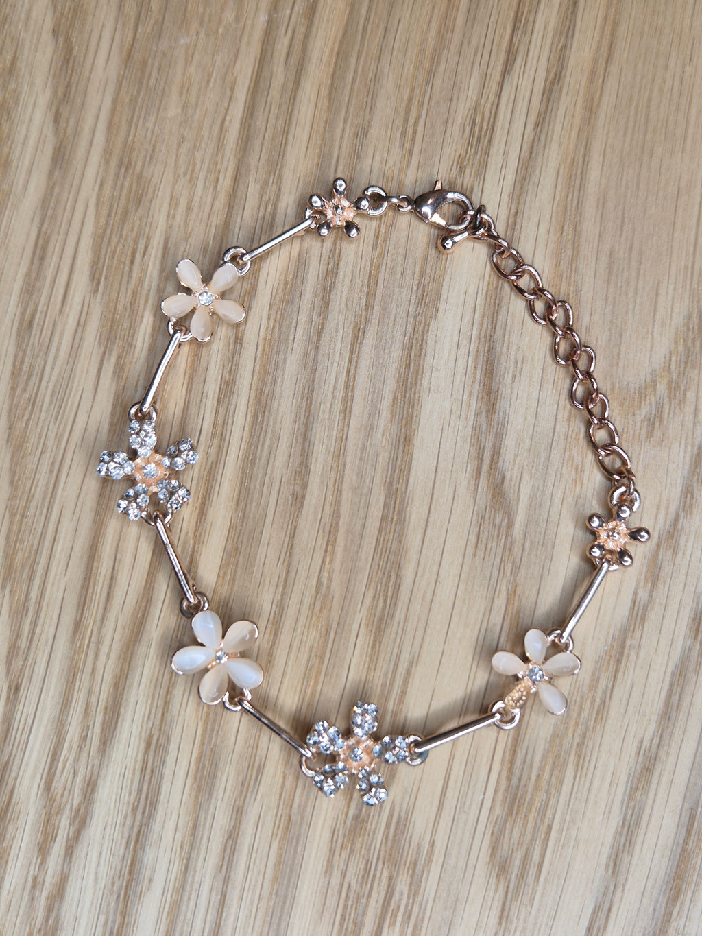 Uloveido Blumen-Armband Rosegold Pastellrosa – sehr guter Zustand, verstellbar