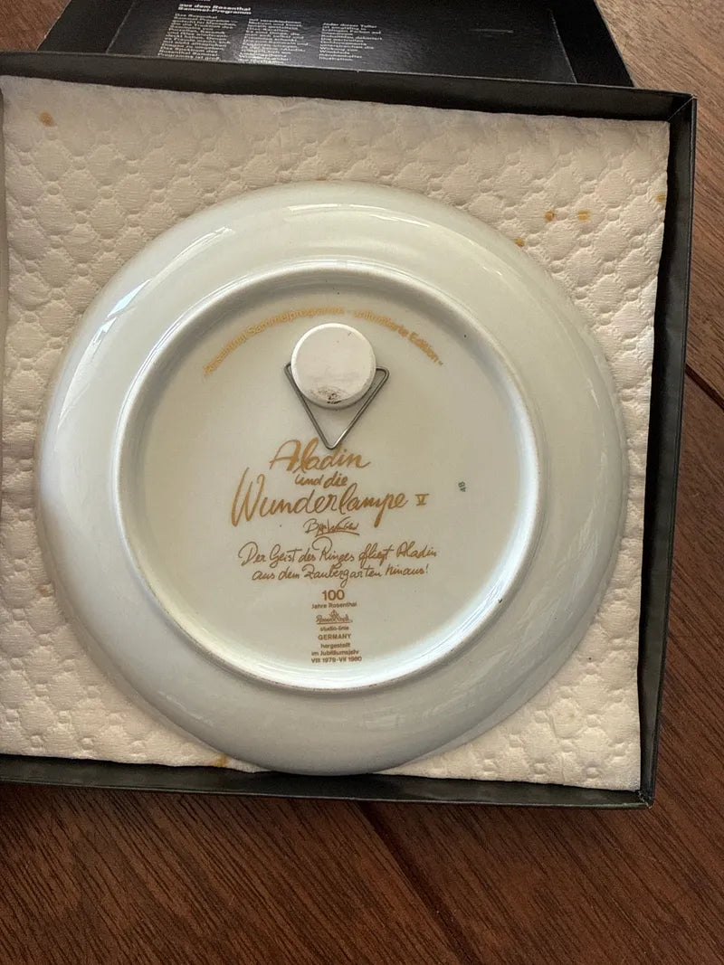 Rosenthal Studio-Line Collector Plate “Aladdin and the Magic Lamp” Motif V
