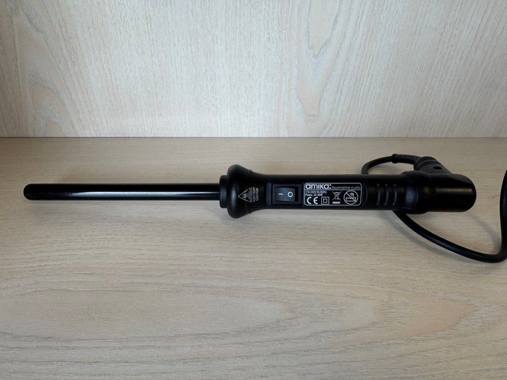 Omikxo Tapered Curling Wand Black Medium – Normal Use