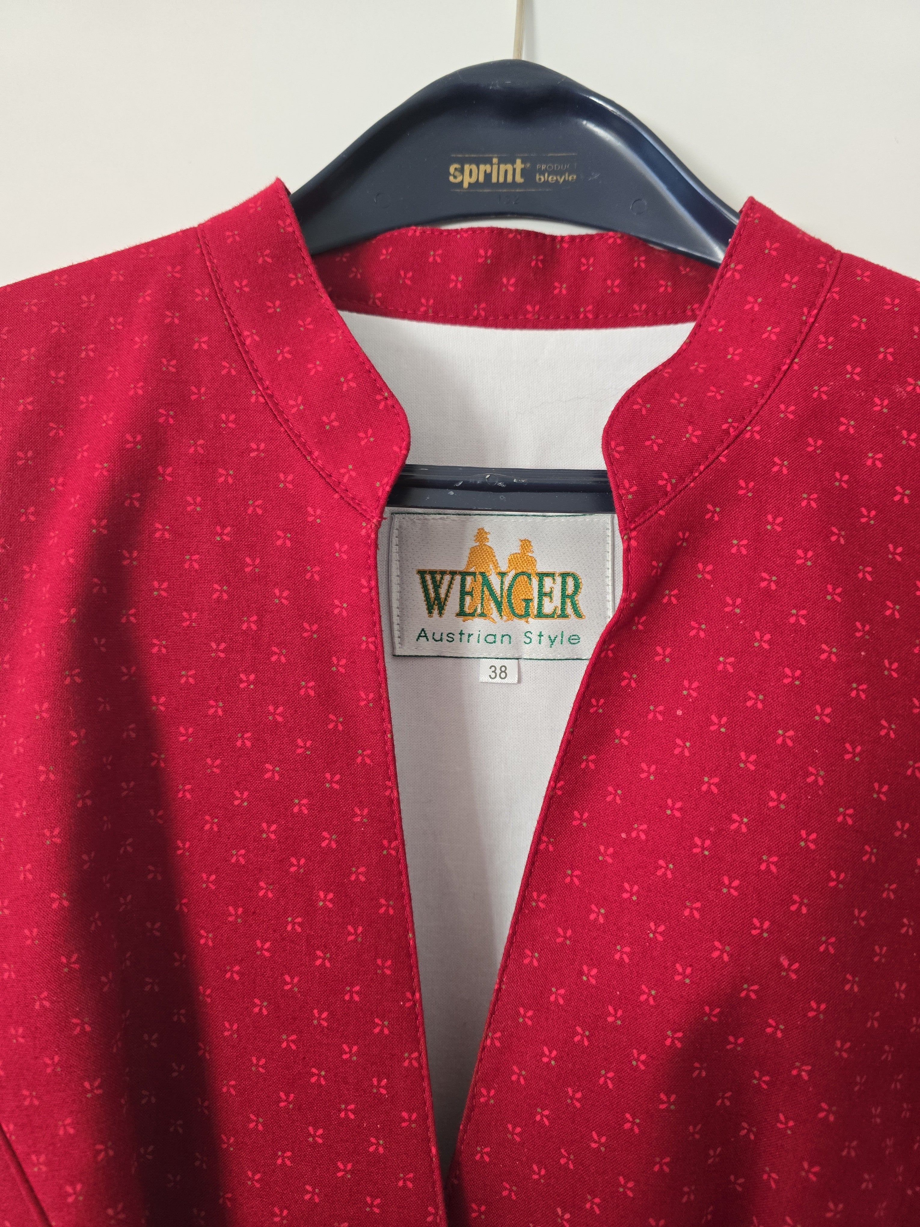 Wenger Dirndl Gr. 38 • rot Baumwolle • zeitloser Alpen-Look • mit Schürze