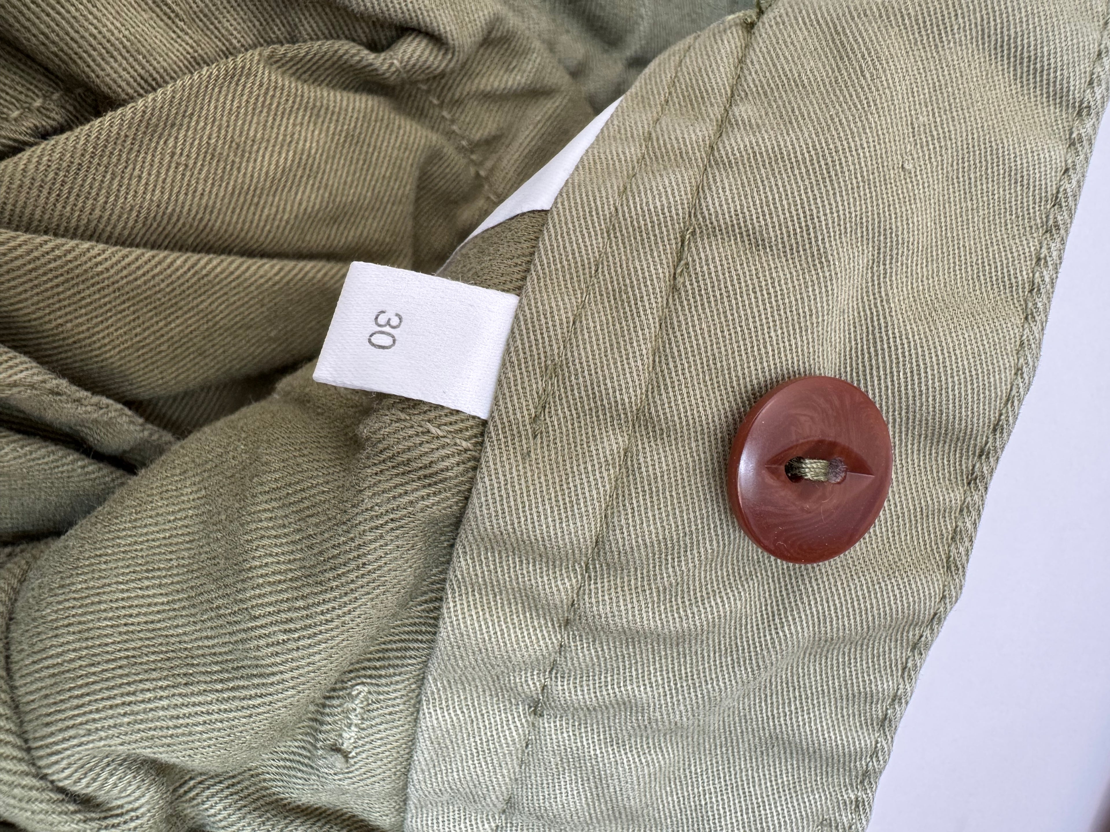 Closed „Clifton Skin“ Herren Chino W30 Oliv – Guter Zustand