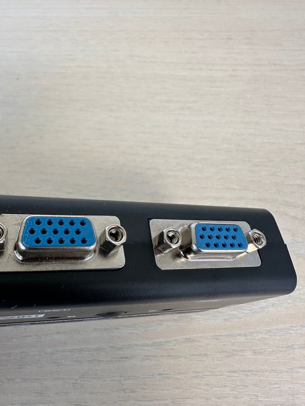 MT-ViKi MT-260KL 2-Port USB VGA KVM Switch Schwarz, Kabel, Anleitung, sehr gut