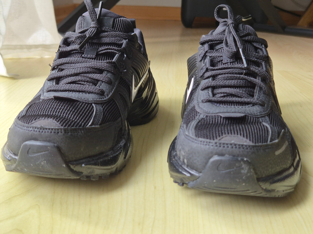 Nike V2K Run „Black Anthracite/Chrome“, EU 39 – sehr guter Zustand