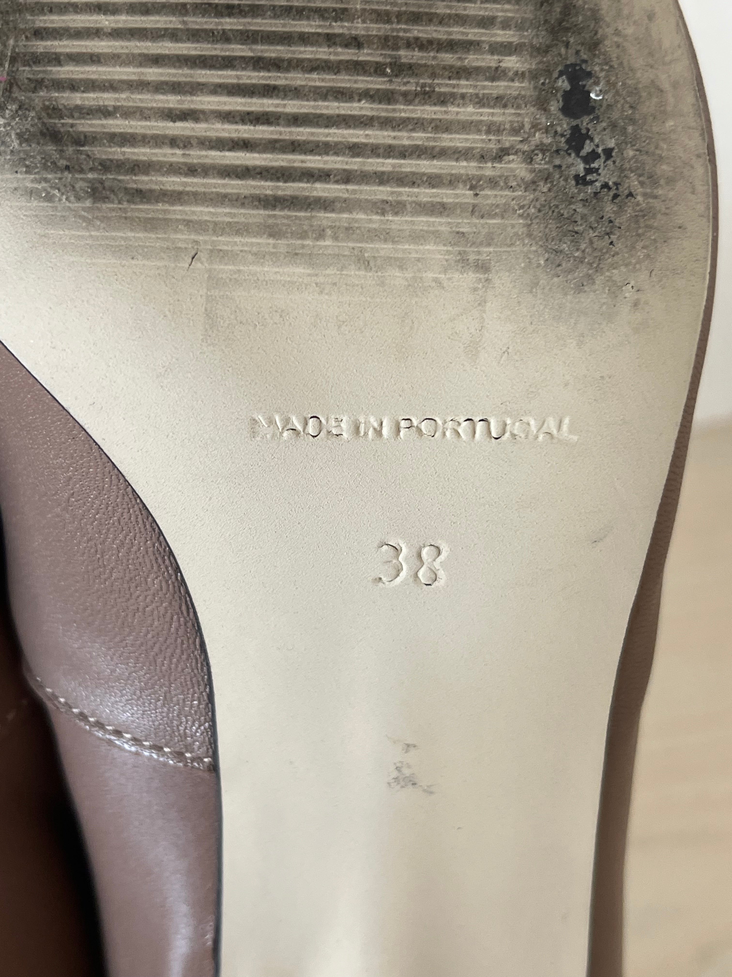 Bianco leather pumps taupe EU 38 – pointed toe, kitten heel, very good condition