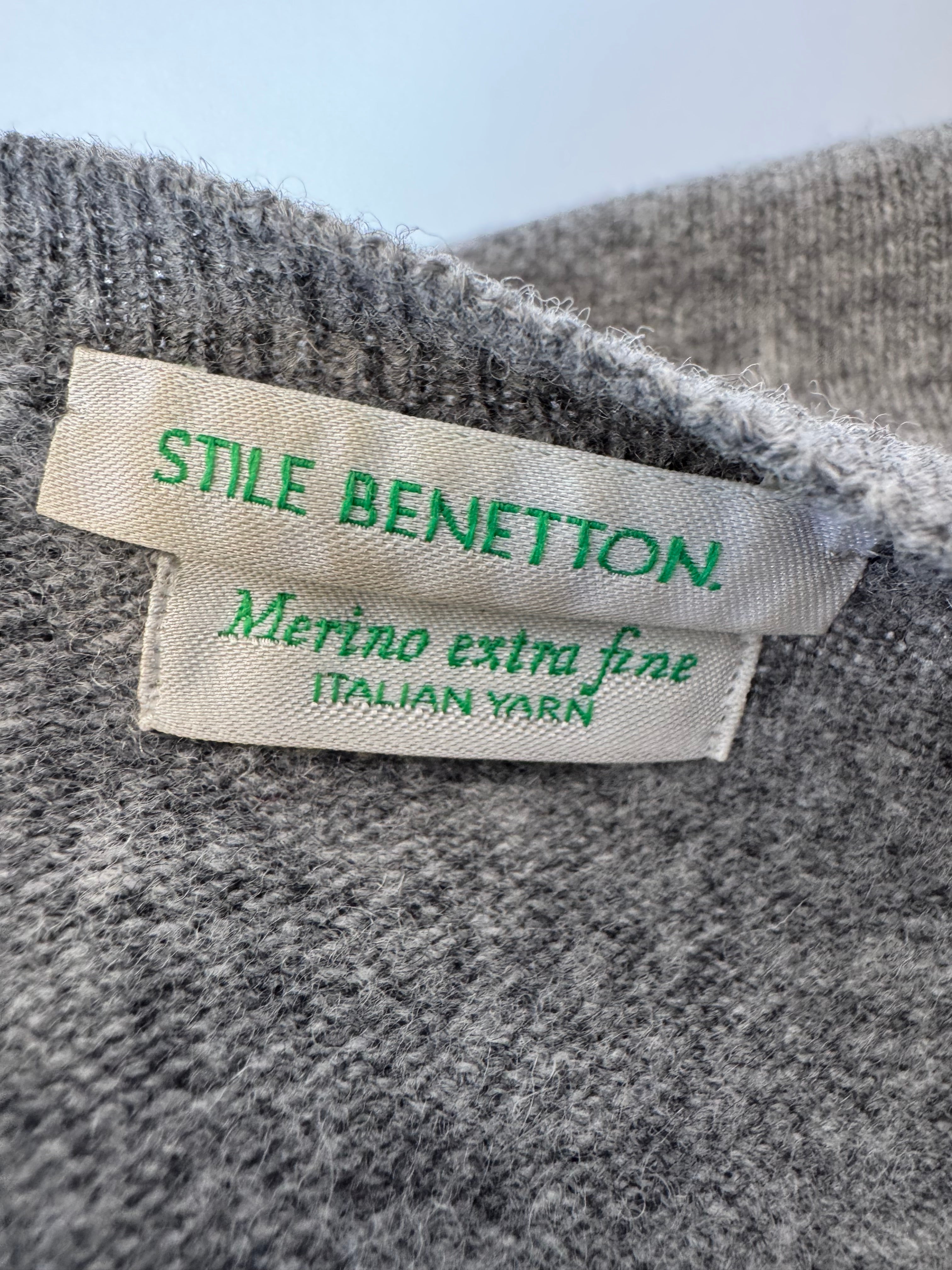 Stile Benetton Merino Extra Fine V-Neck Pullover Grey XL Good Condition