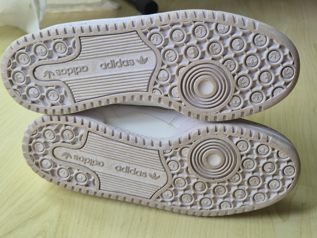 Adidas Forum Low Hello Kitty IG6031, Weiß/Schwarz/Gold, EU 38, guter Zustand