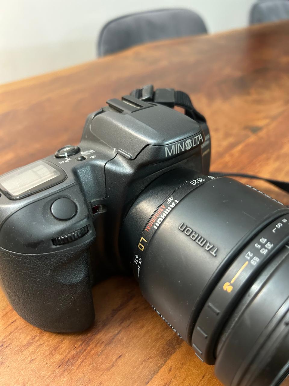 Minolta Dynax 500si SLR Kit + Tamron AF 28-200mm Lens Black Good Condition