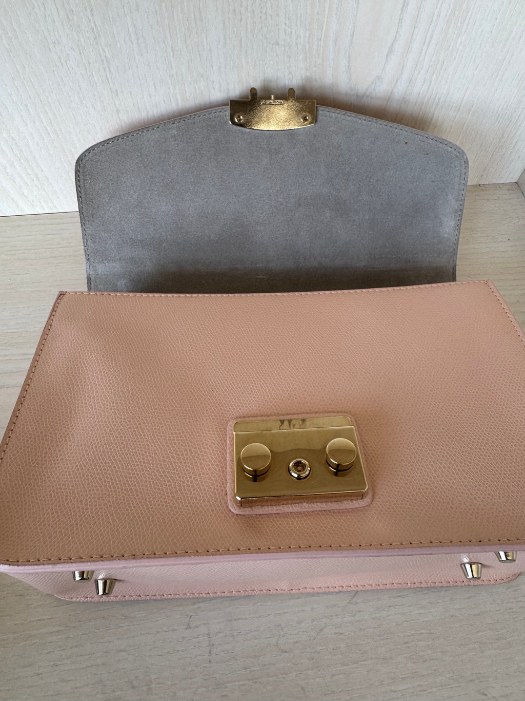 Furla Metropolis Small Schultertasche Moonstone, guter Zustand + Dustbag