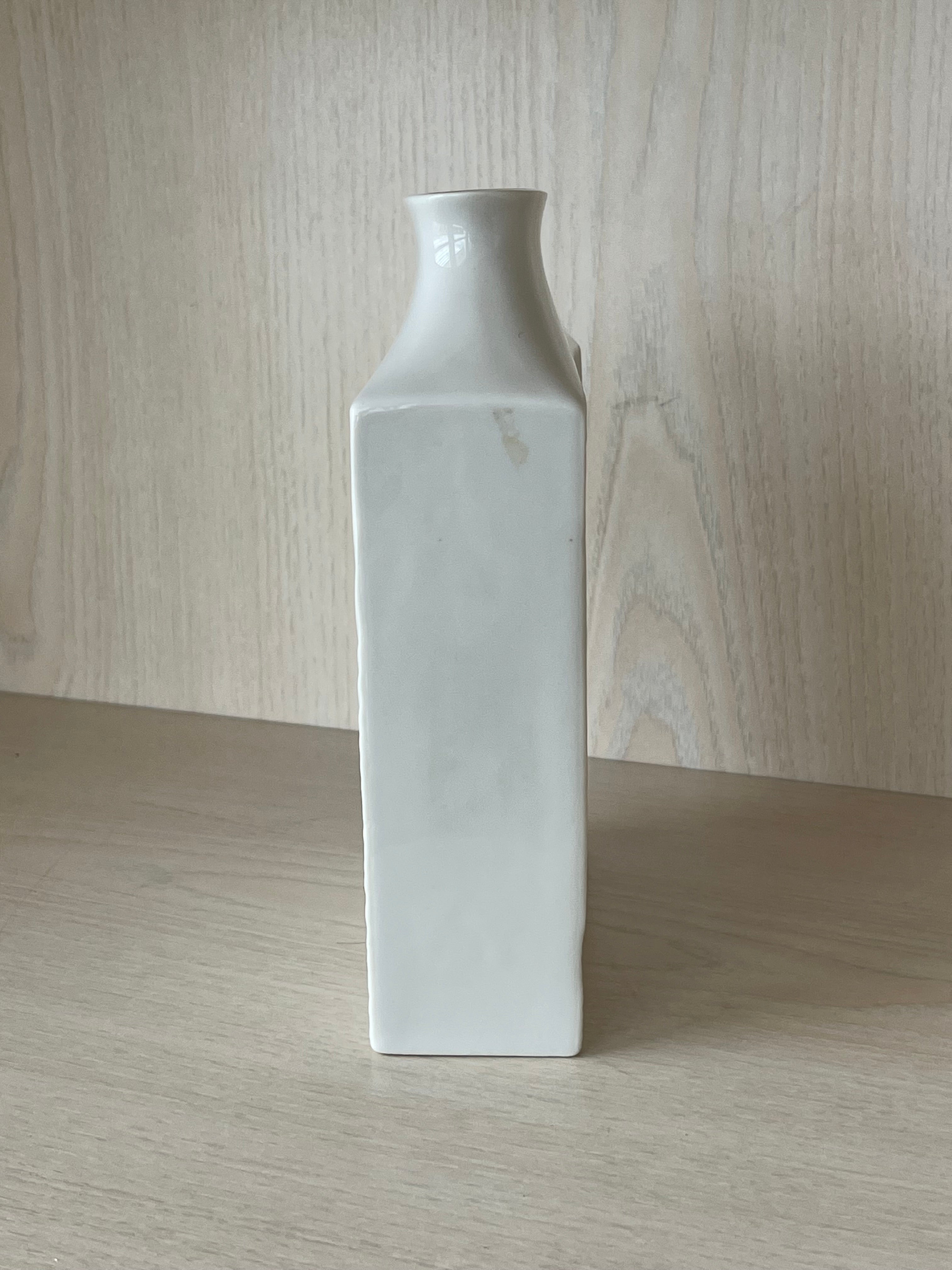 Sgrafo Modern 61/130L Vase | Structure Series | White Porcelain | Very Good