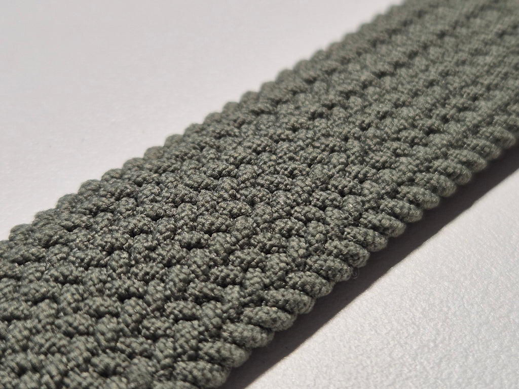 Apple Braided Solo Loop „Olive“, 40mm – Guter Zustand