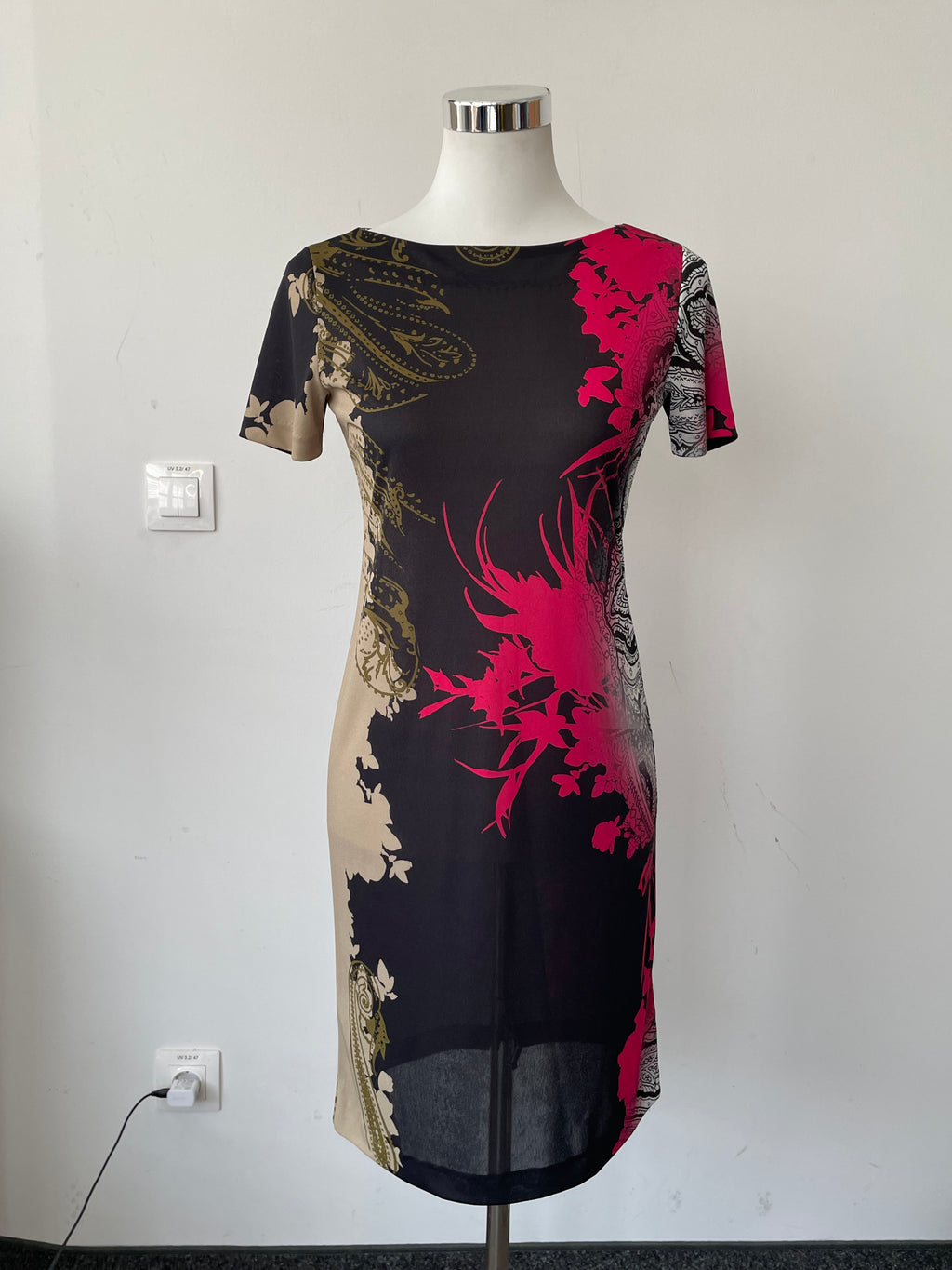 Etro Milano Kleid Kurzarm IT 40 Mehrfarbig Polyester Sehr Gut