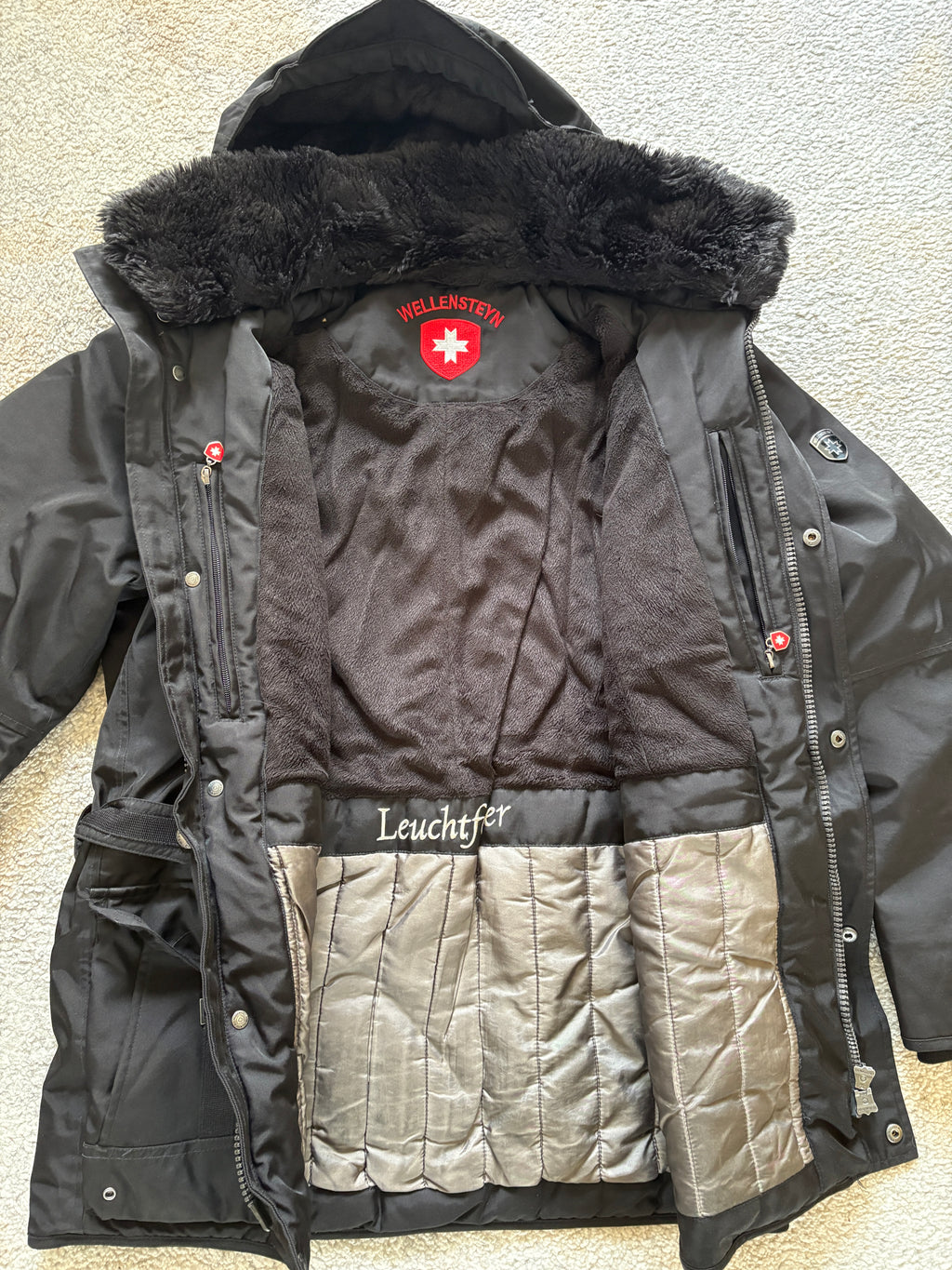 Wellensteyn Leuchtfeuer Parka Herren M Schwarz | Abnehmbare Kapuze | Top Zustand