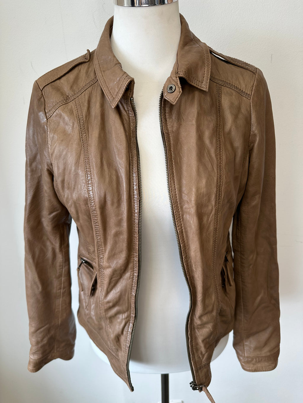 Massimo Dutti Lambskin Leather Jacket XS Brown – Very Good Condition