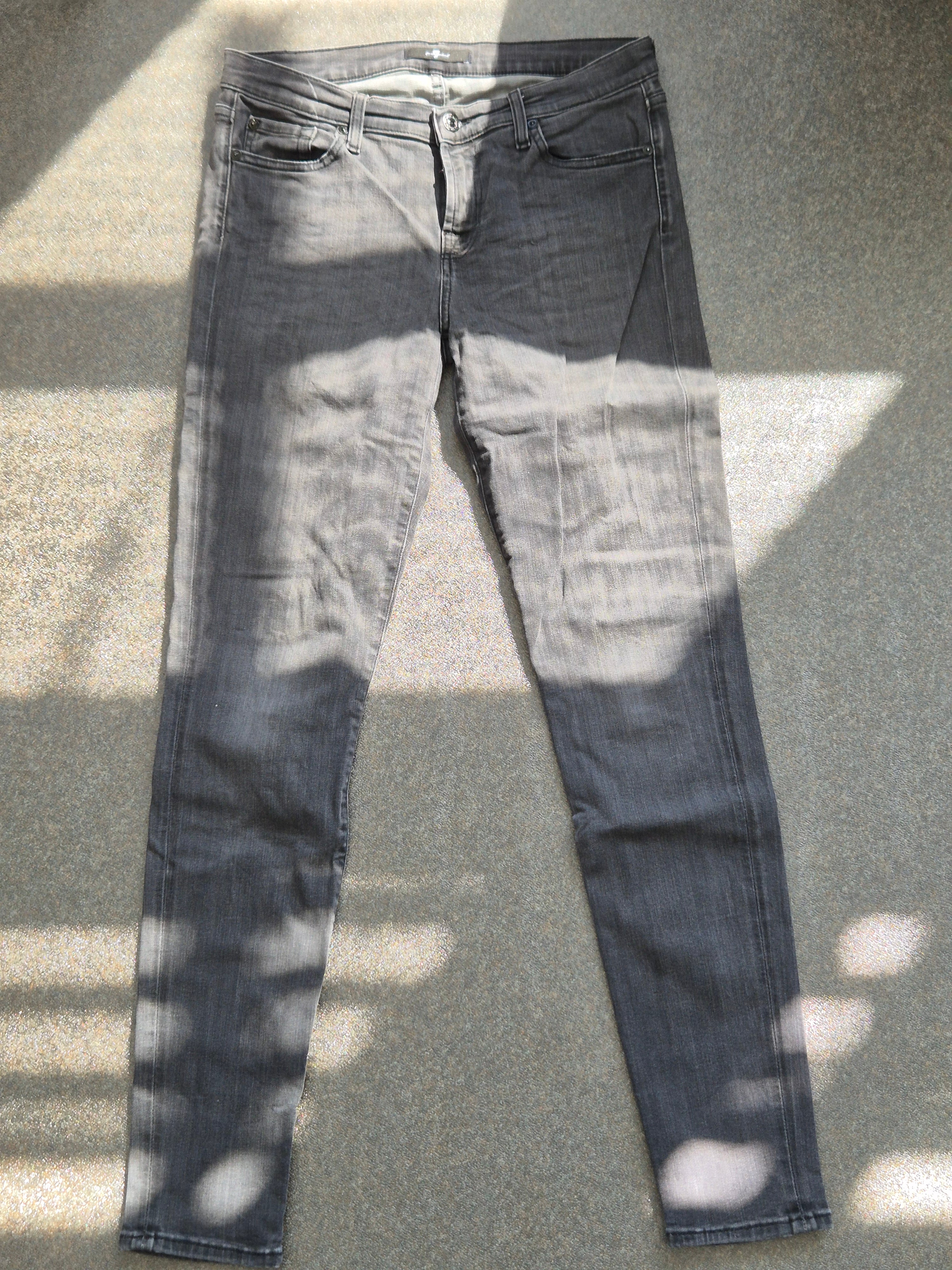 7 For All Mankind The Skinny Slim Illusion Jeans, Gr. 29, Grau, Sehr Gut