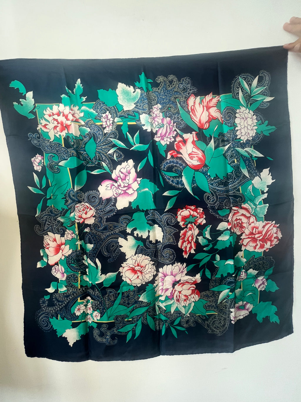 Echo Seidentuch – Floral Print, ca. 87 × 84 cm, Navy Multi, Sehr Gut