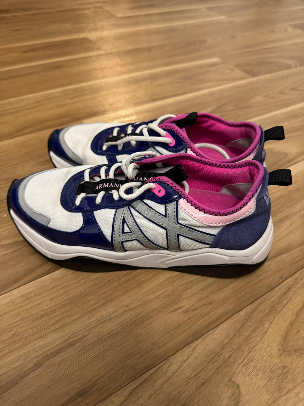 Armani Exchange Chunky Low-Top Sneakers EU 39 White/Blue/Pink – Very Good