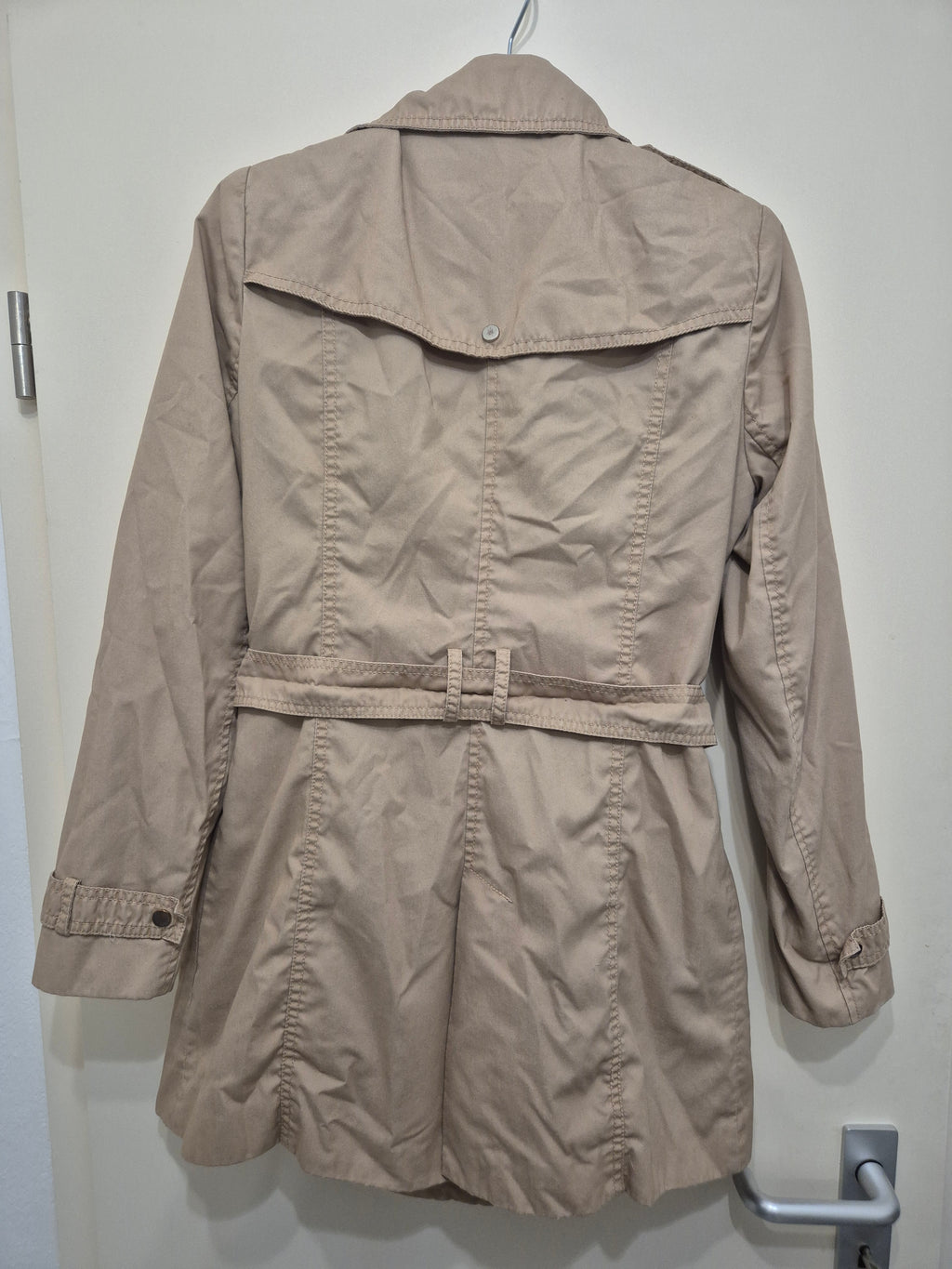 Stradivarius trench coat | tan | size M | belt included | good condition
