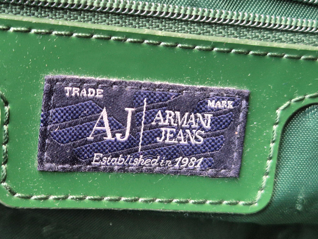 Armani Jeans Logo Patent Shopper – Waldgrün, PVC, 36x28x16 cm, guter Zustand
