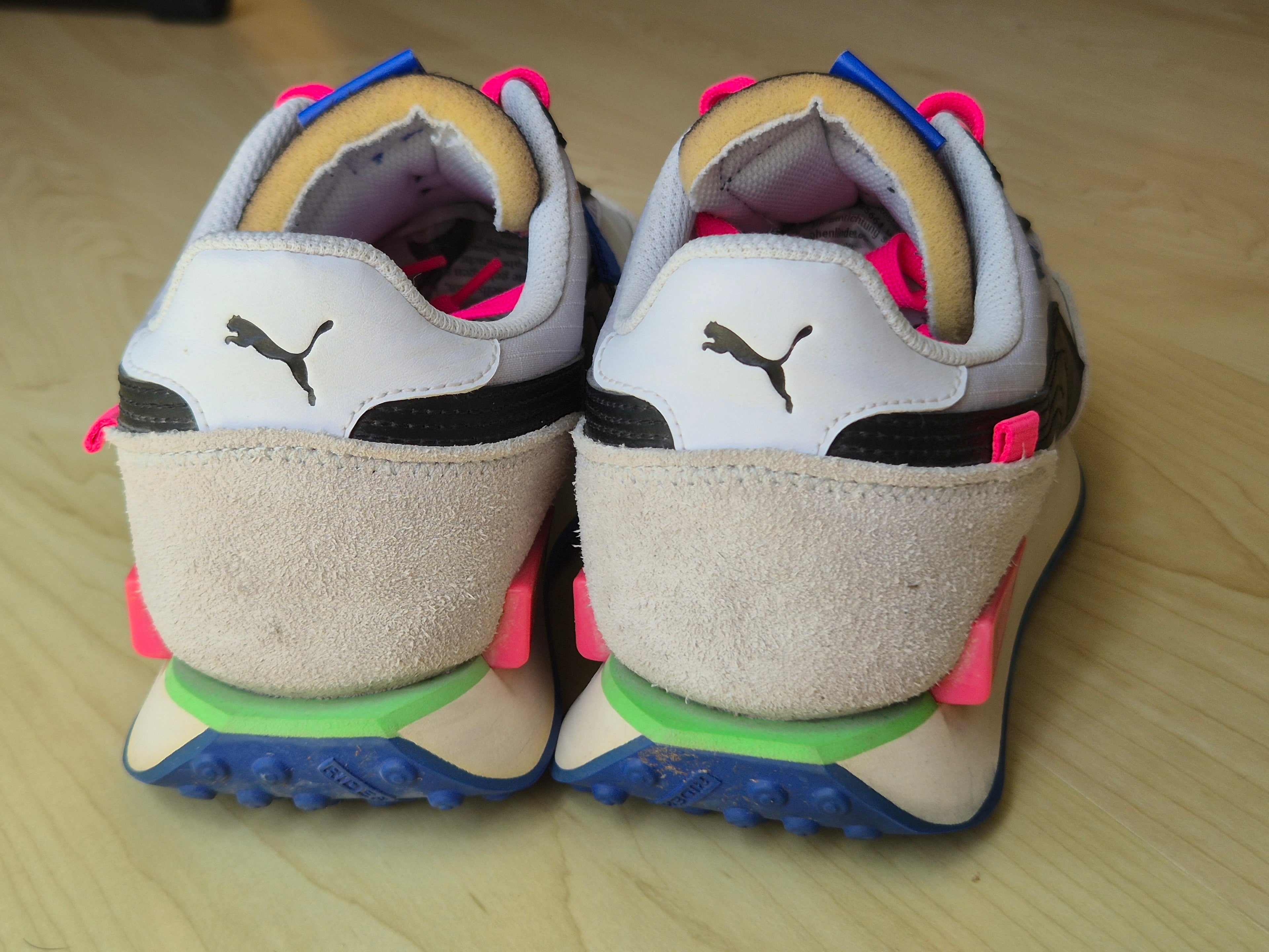 Puma Future Rider Play On Damen Sneaker EU 40 Weiß Grau Pink Zustand Mangelhaft
