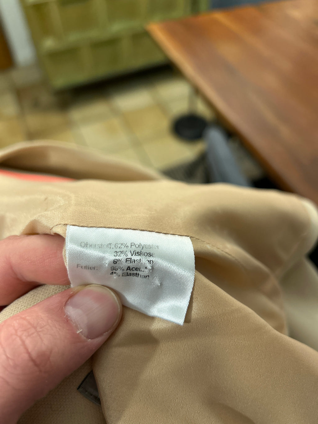 Cream Hallhuber Donna Blazer, size 34 – good condition