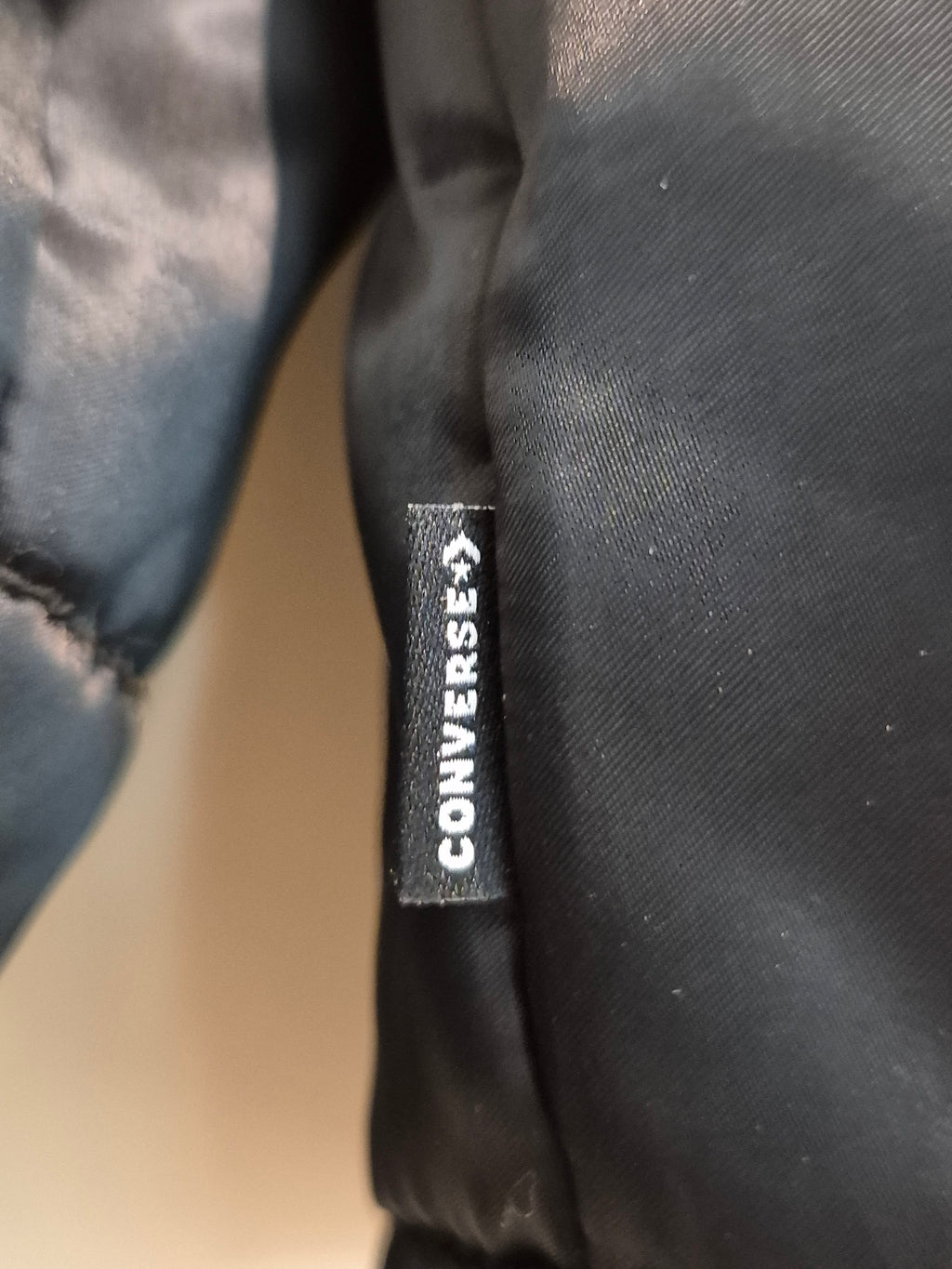 Converse x Miley Cyrus Cropped Puffer Jacket Black, Size M, Very Good