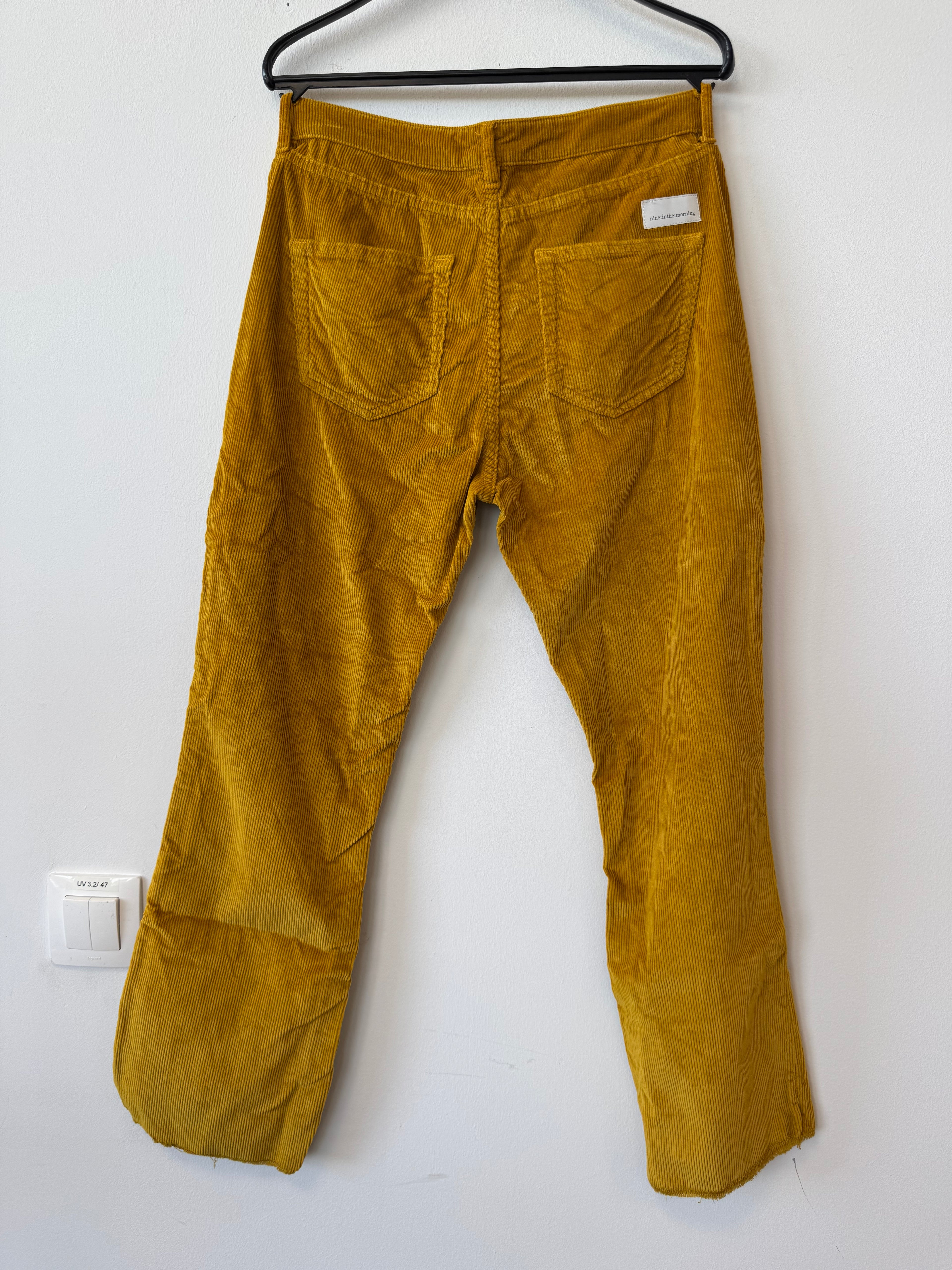 Nine in the Morning Cordhose Gold W28, guter Zustand