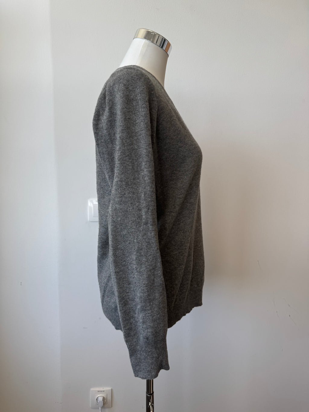 Stile Benetton Merino Extra Fine V-Neck Pullover Grey XL Good Condition