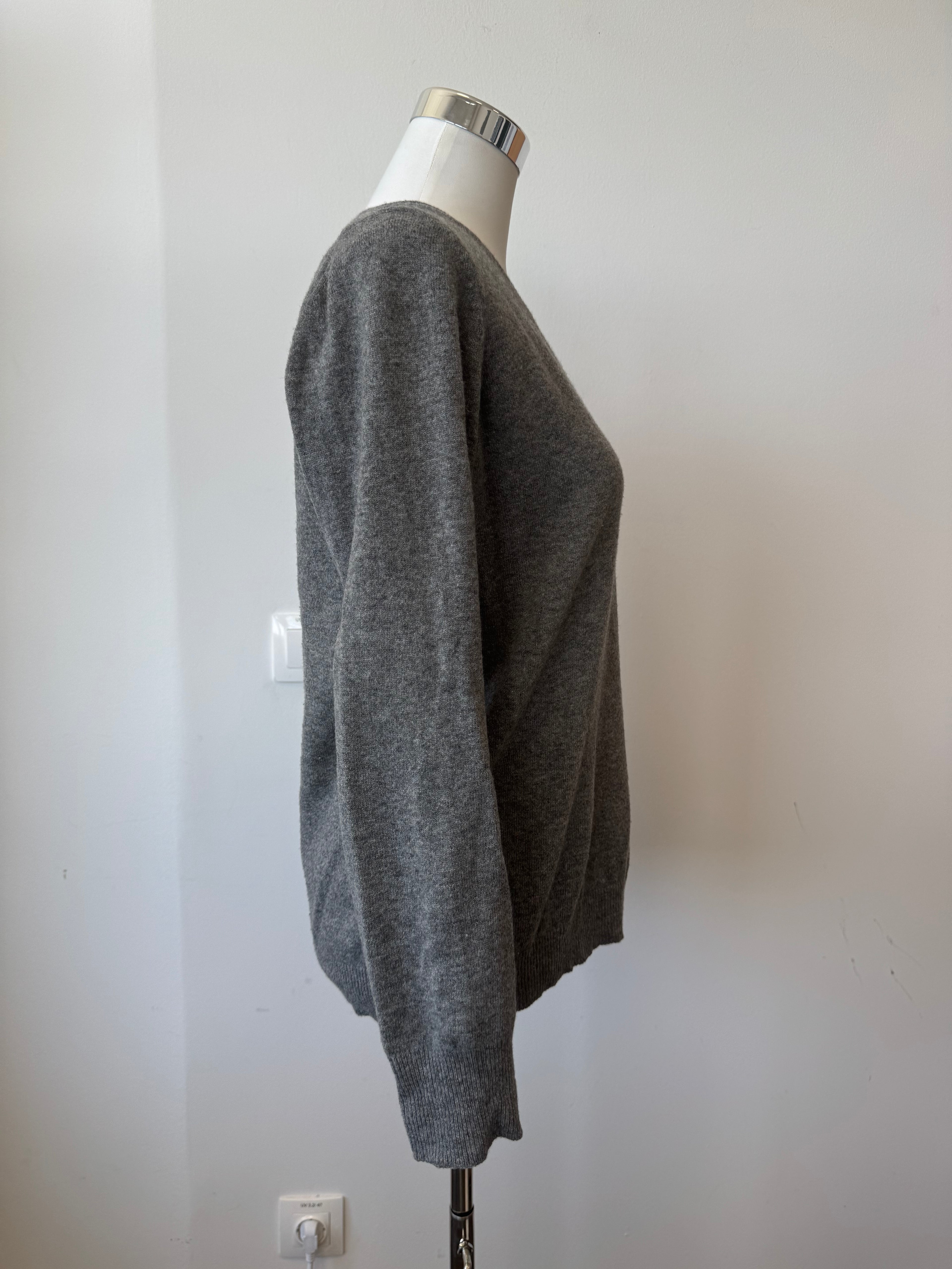 Stile Benetton Merino Extra Fine V-Neck Pullover Grey XL Good Condition