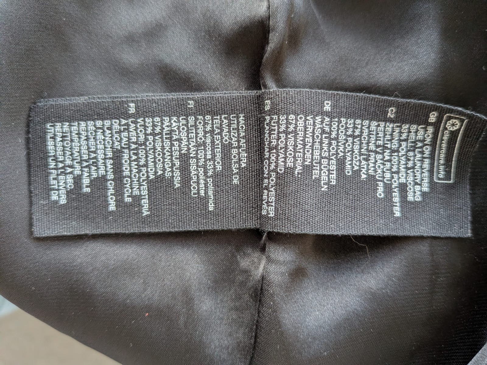 & Other Stories Paris Atelier Samtkleid Wickelkleid, EU 34, Schwarz, Sehr gut