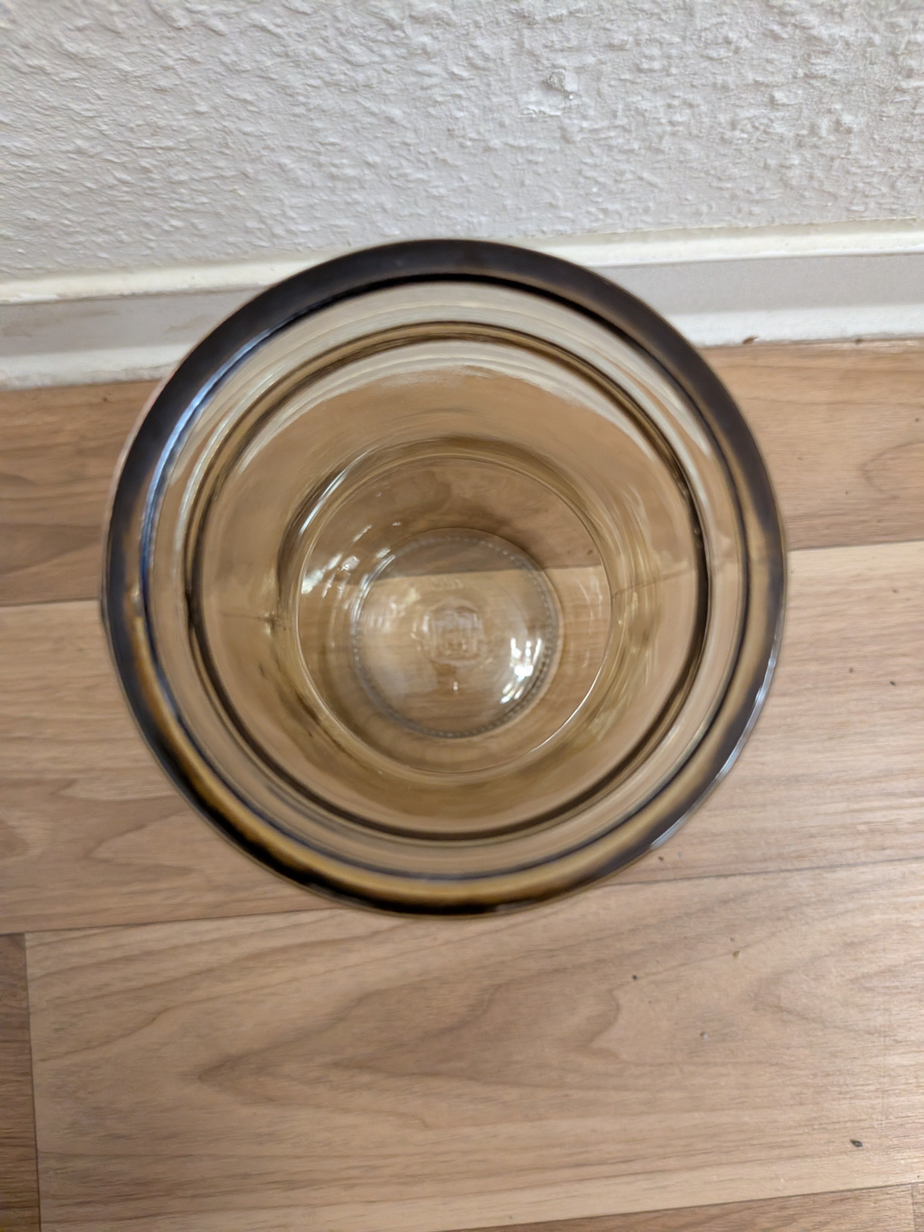 Vintage Glas-Dekanter mit Metalldeckel & Rosendekor, ca. 25 cm, sehr gut