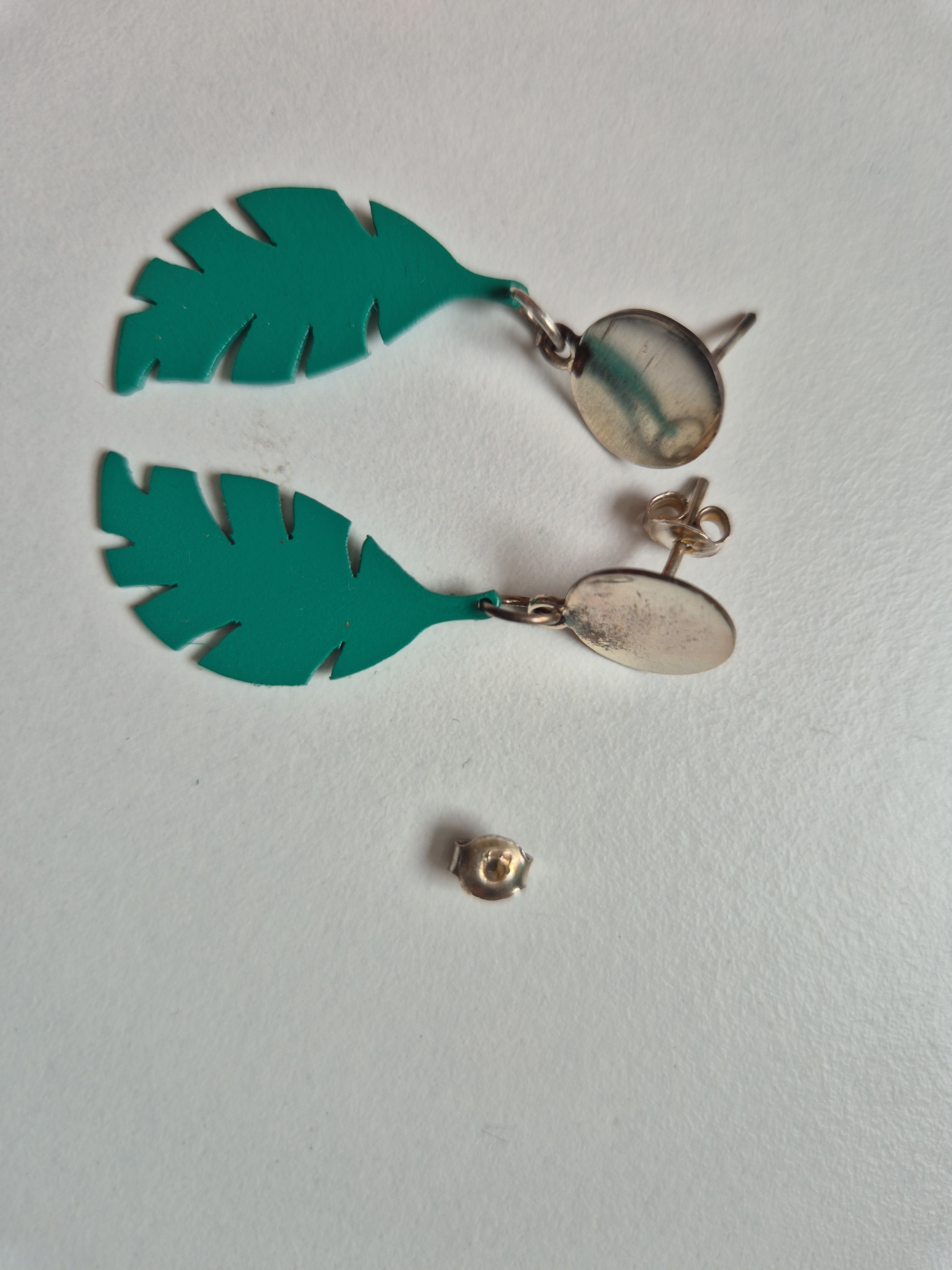 Monstera Blatt Ohrringe Grün – 950er Silber & Emaille, 5cm, guter Zustand