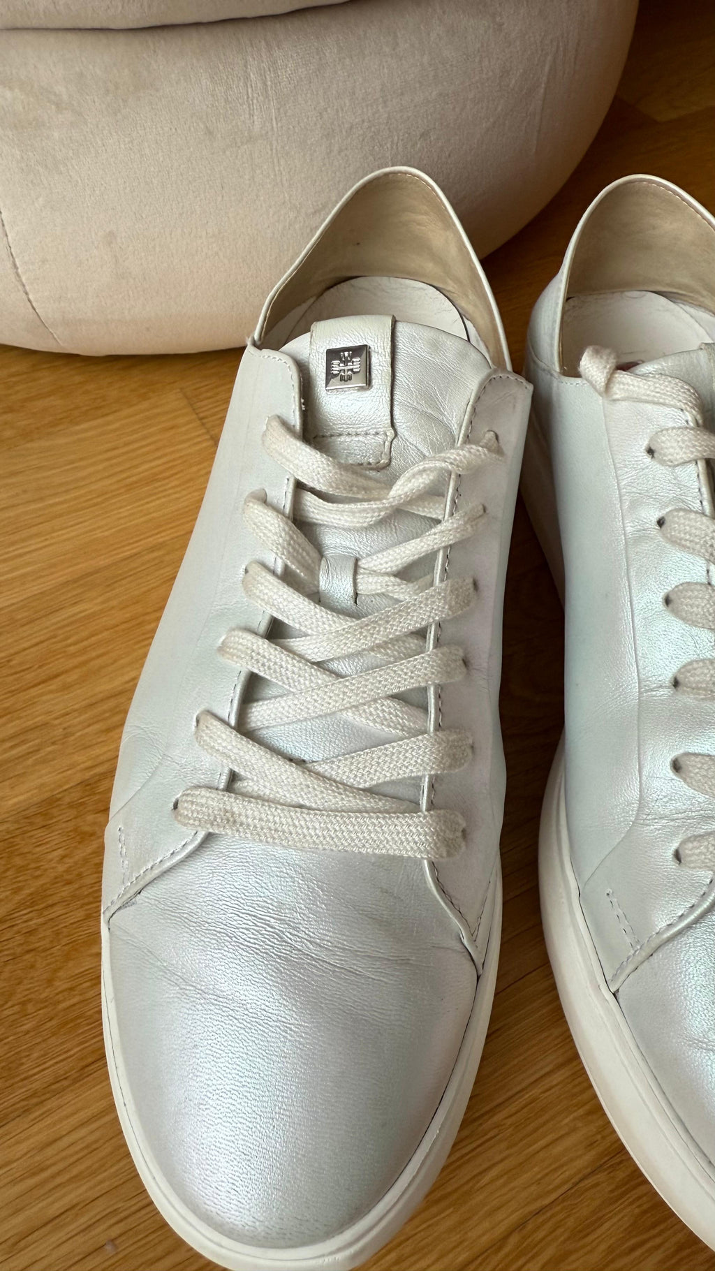 Högl White/Silver Leather Sneakers | EU 38.5 | Good Condition