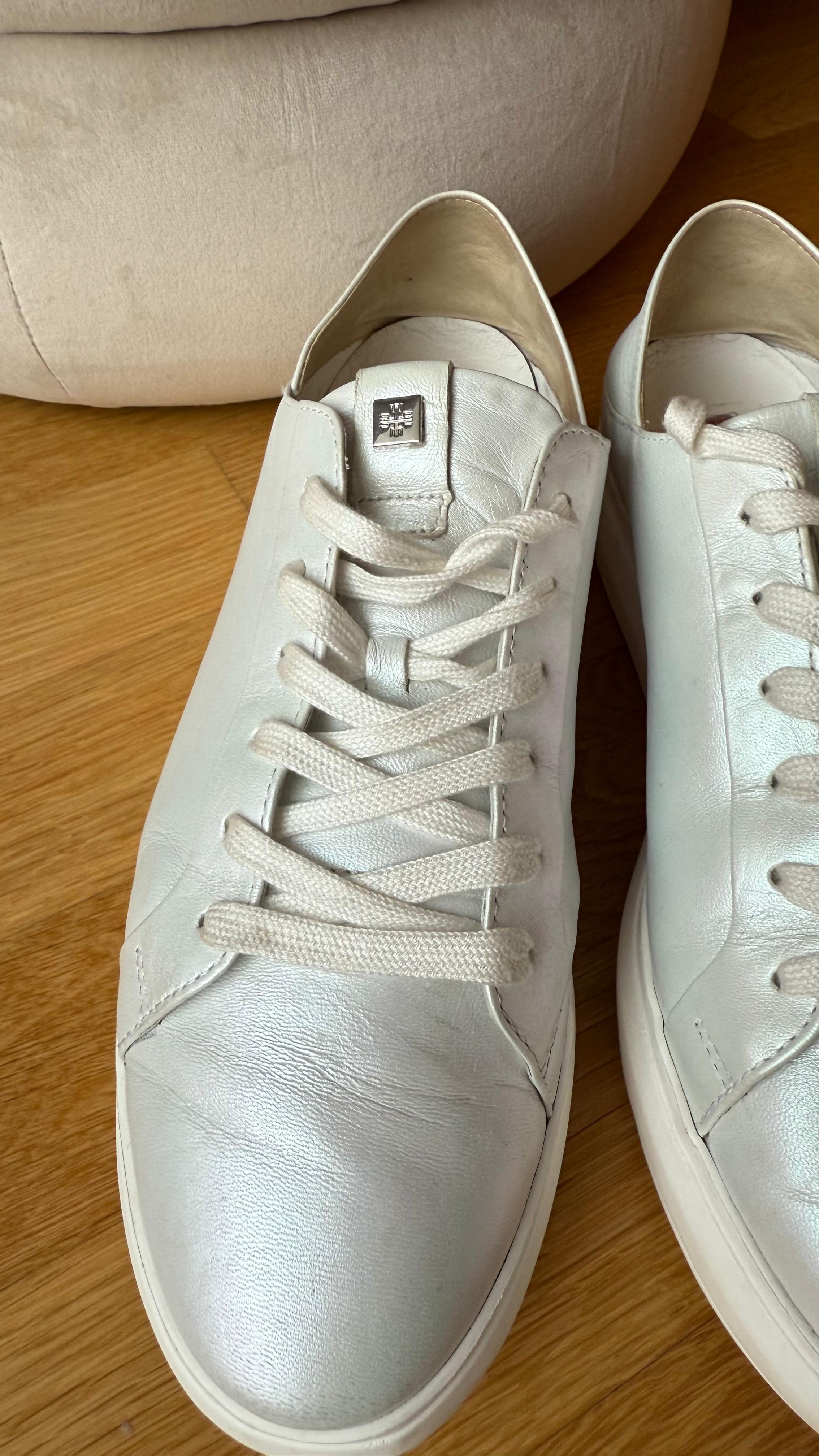 Högl White/Silver Leather Sneakers | EU 38.5 | Good Condition