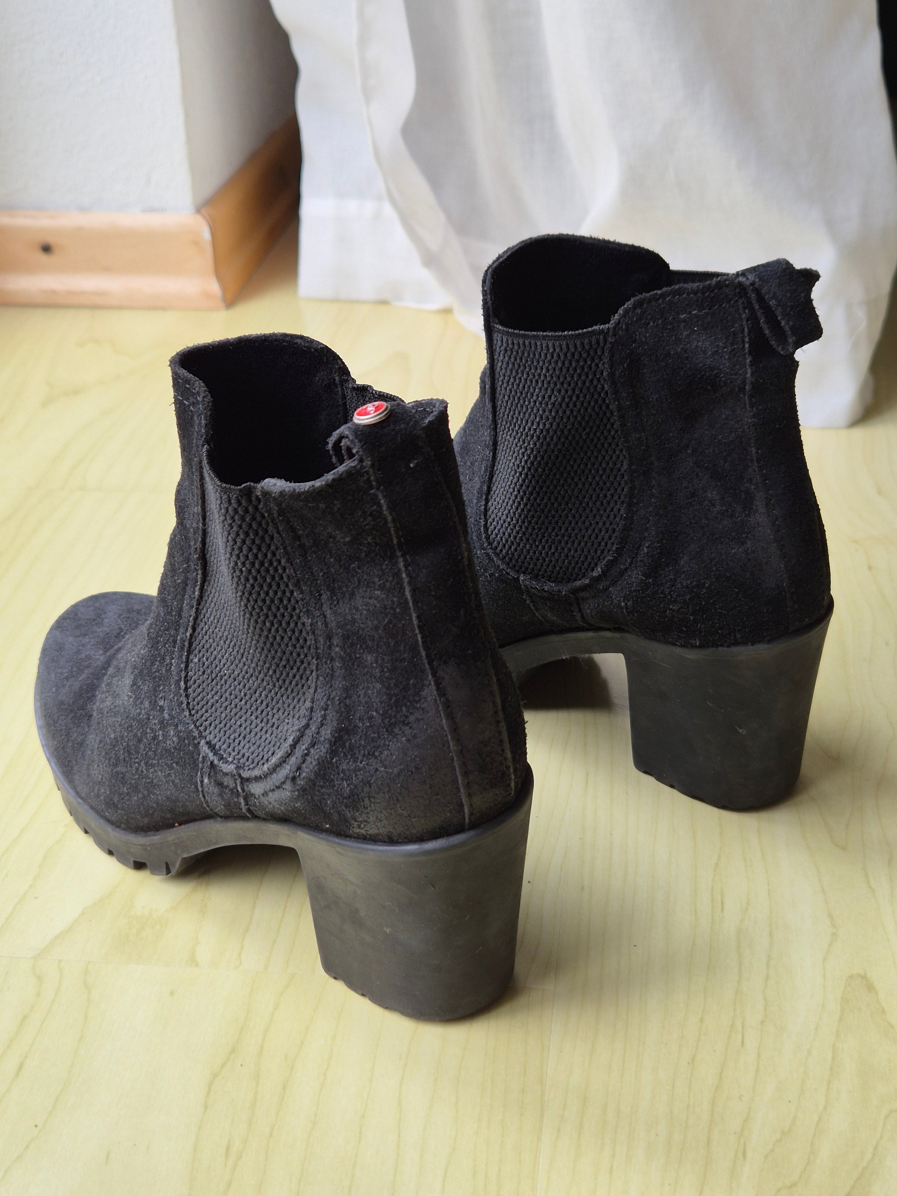 Sommerkind Damen Chelsea Boots 38 Schwarz Wildleder – guter Zustand