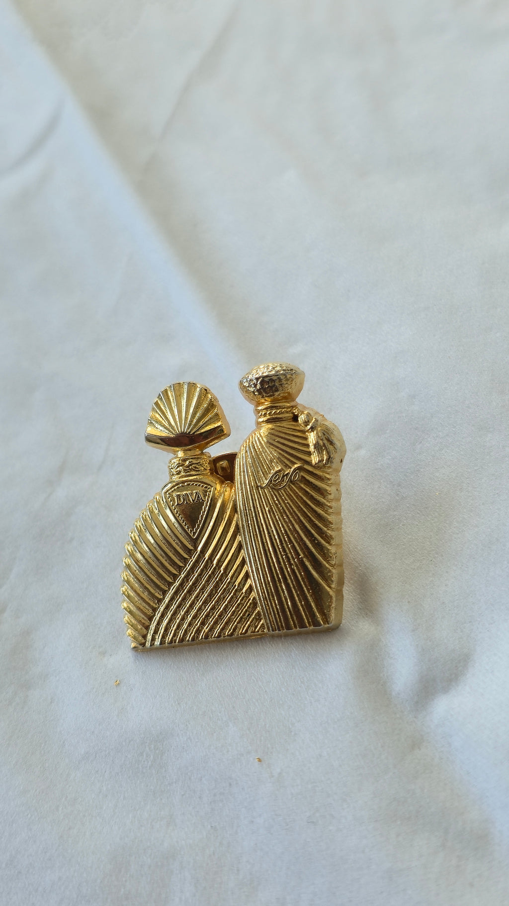 Emanuel Ungaro Vintage Gold Perfume Bottle Brooch, 3cm, Very Good Condition