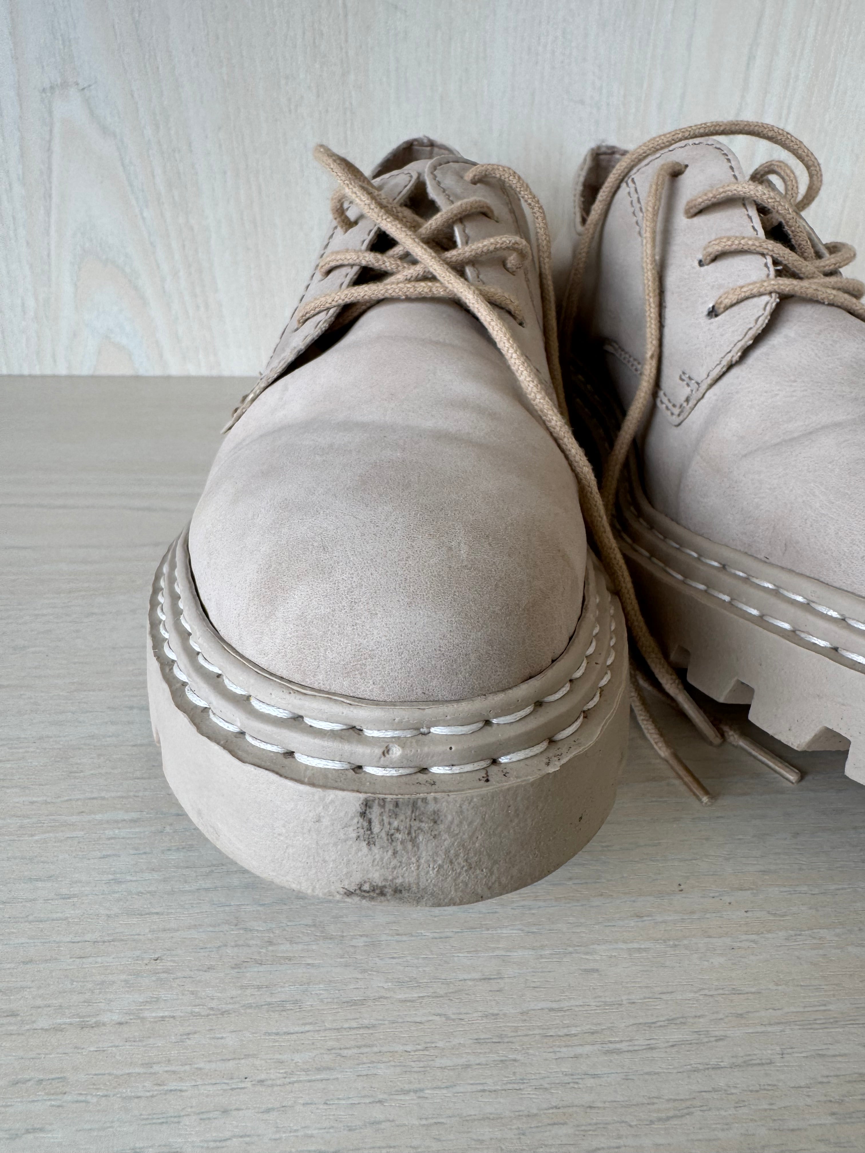 Rieker Damen Schnürschuhe Leder Beige Gr. 39 Guter Zustand