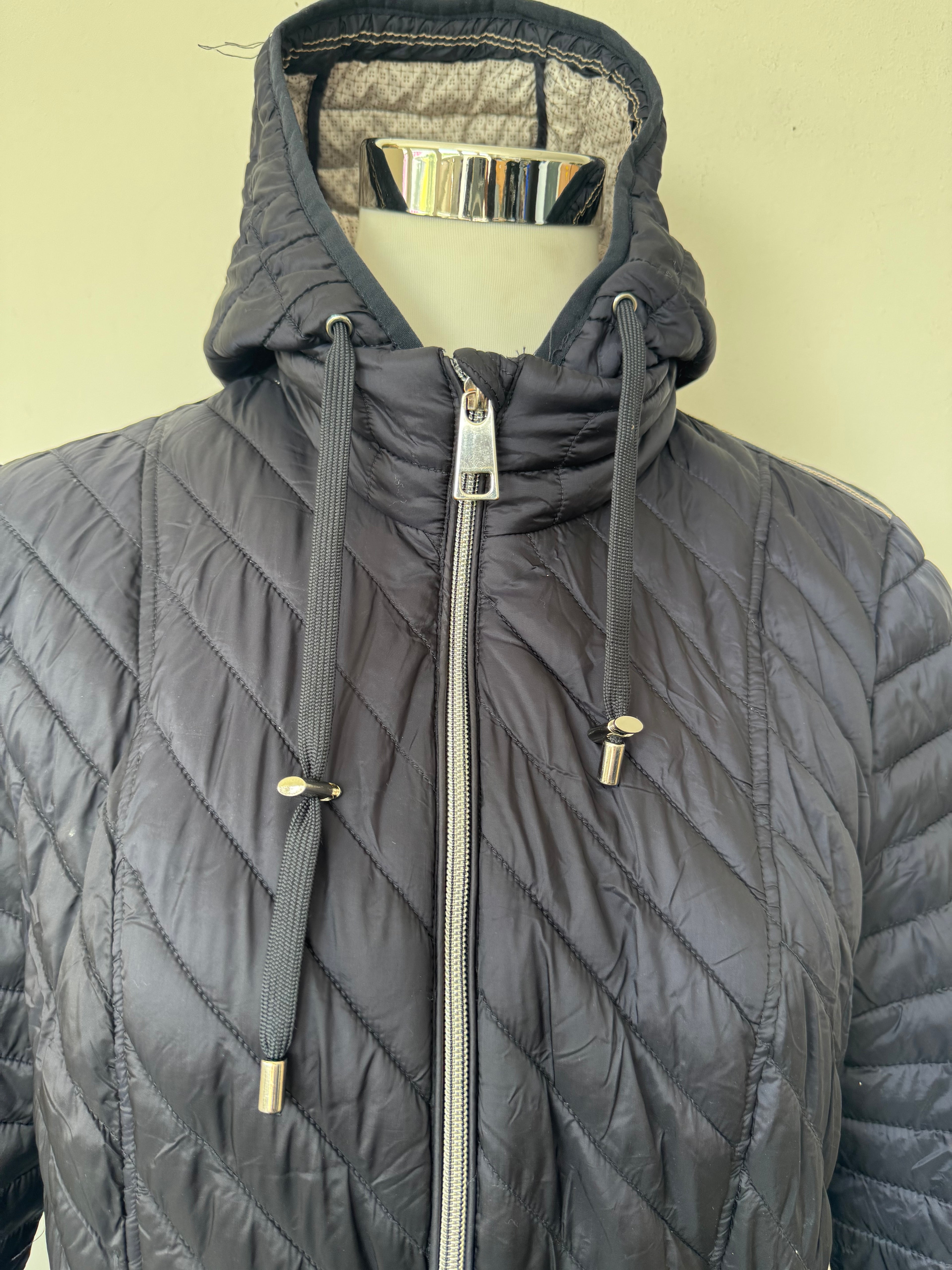 Barbara Lebek Steppjacke mit Kapuze, Navy, EU 42, Sehr guter Zustand