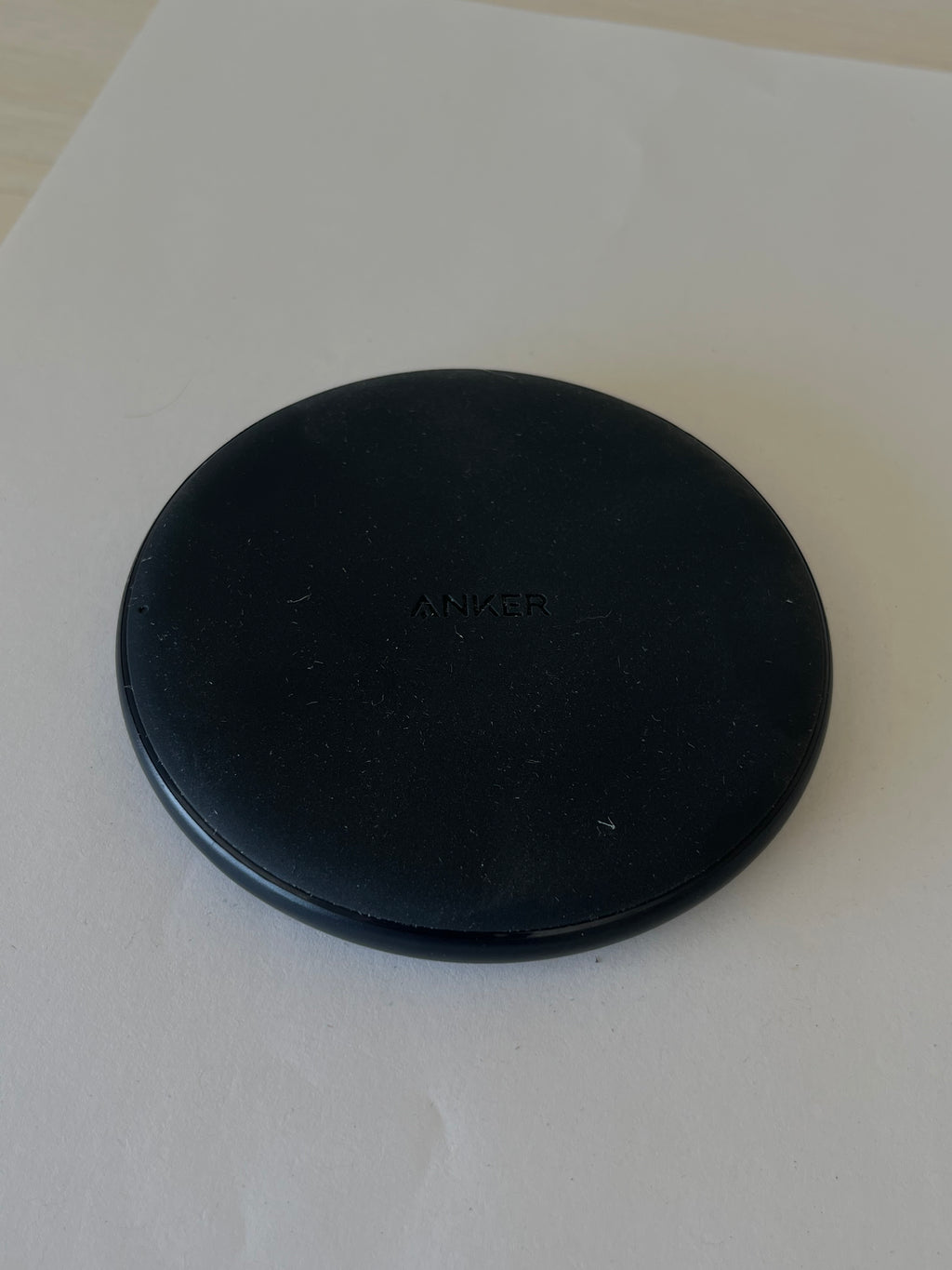 Anker PowerWave Pad A2503 – 10W Qi Wireless Charger, Schwarz, Sehr Gut
