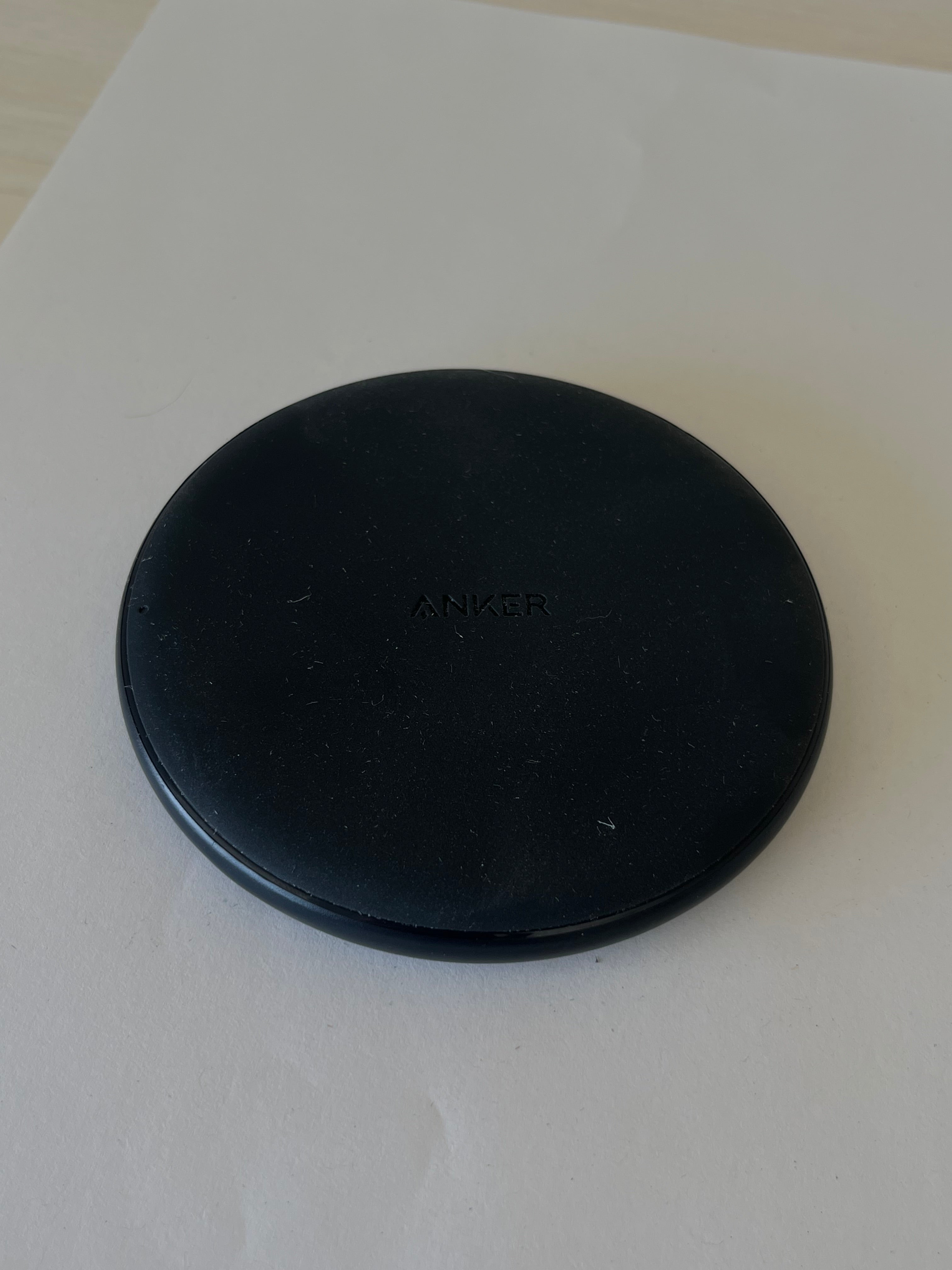Anker PowerWave Pad A2503 – 10W Qi Wireless Charger, Schwarz, Sehr Gut