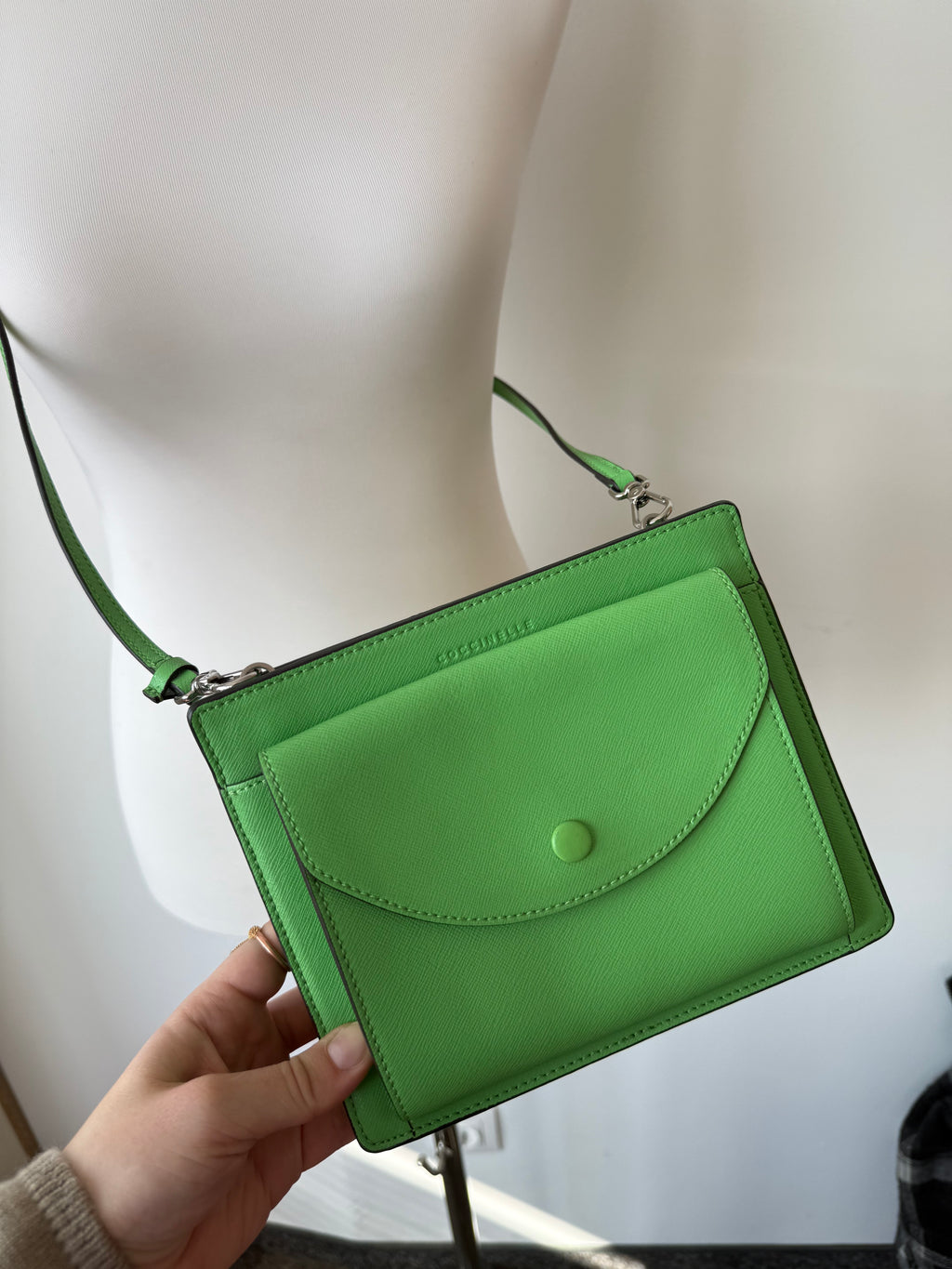 Coccinelle Alpha Crossbody Small – Saffiano Leder, Grün, Sehr Gut