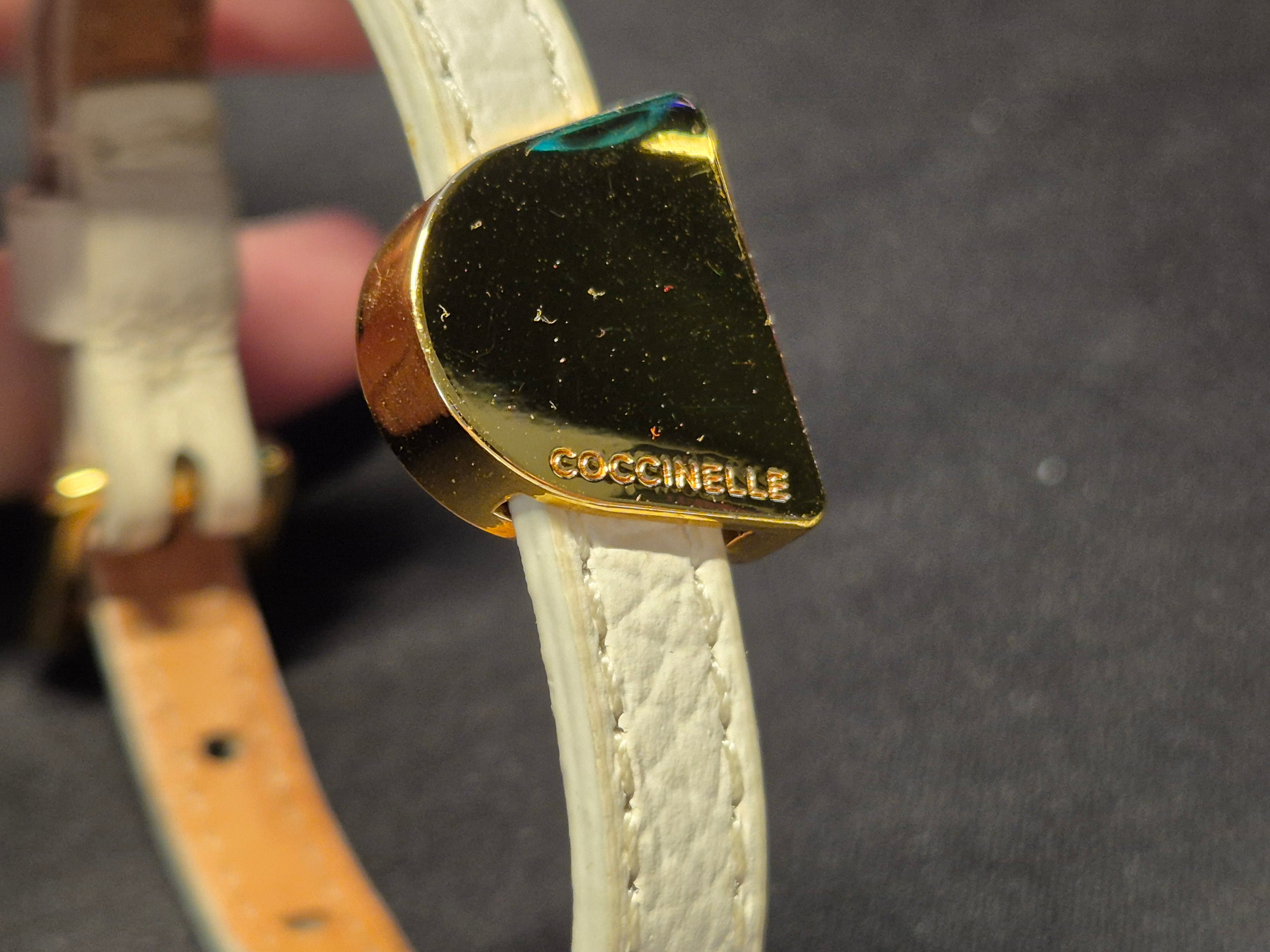 Coccinelle Lederarmband, Creme, goldene Schließe, guter Zustand