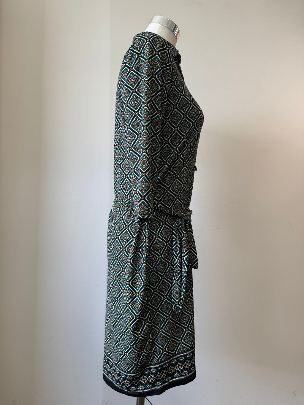 Max Studio Wrap Dress S – Black/White Geometric, Very Good Condition