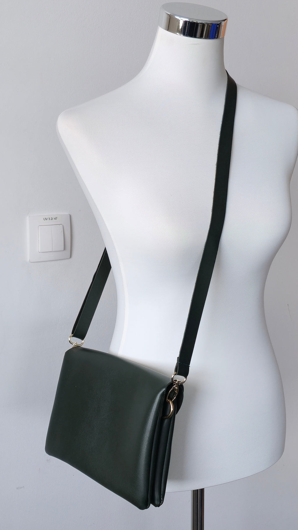 Zara Crossbody/Schultertasche, waldgrün, mittel, sehr guter Zustand