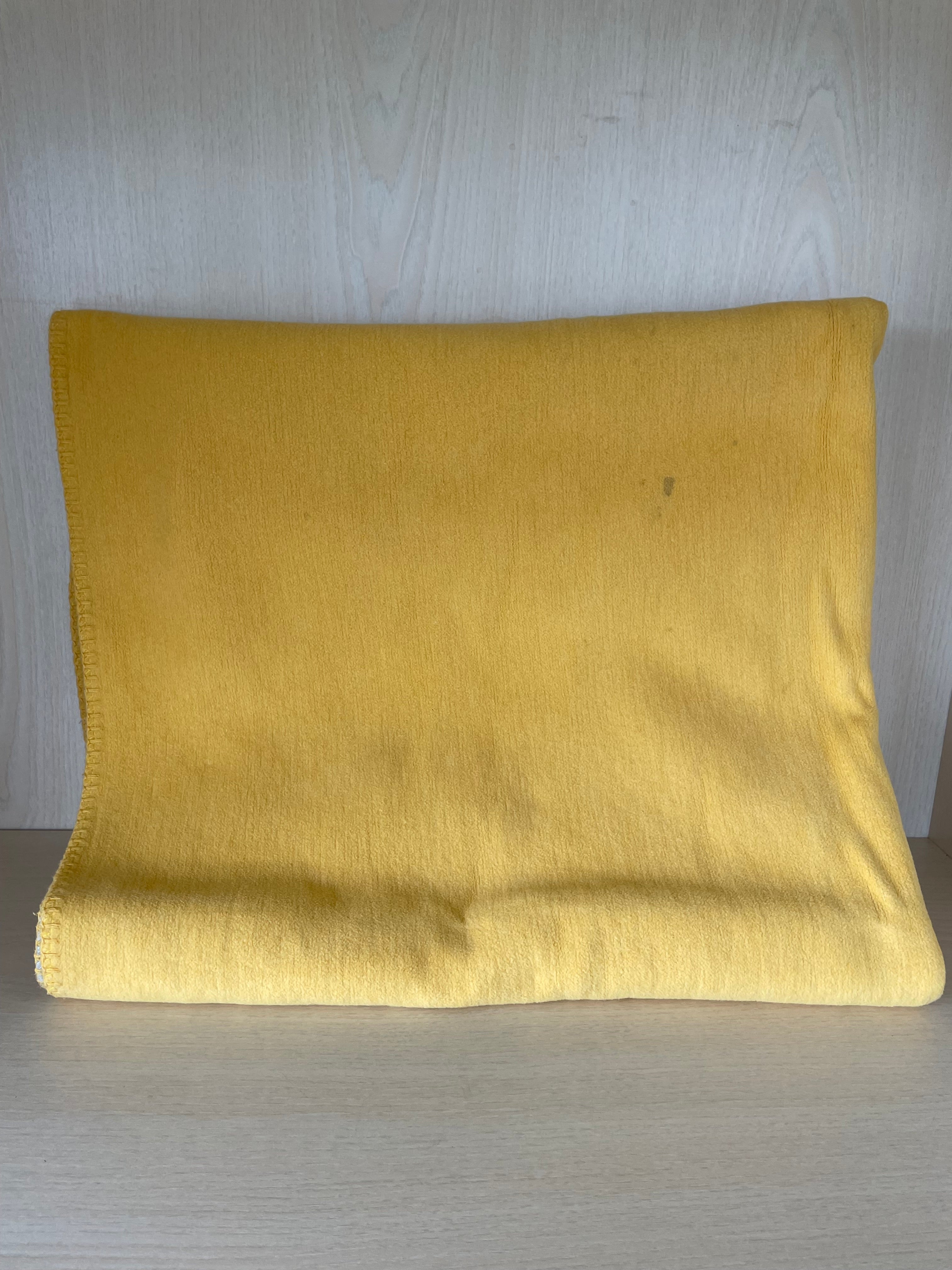 PAD Concept Reversible Blanket Yellow/Grey 145x175cm Cotton Blend Poor Condition