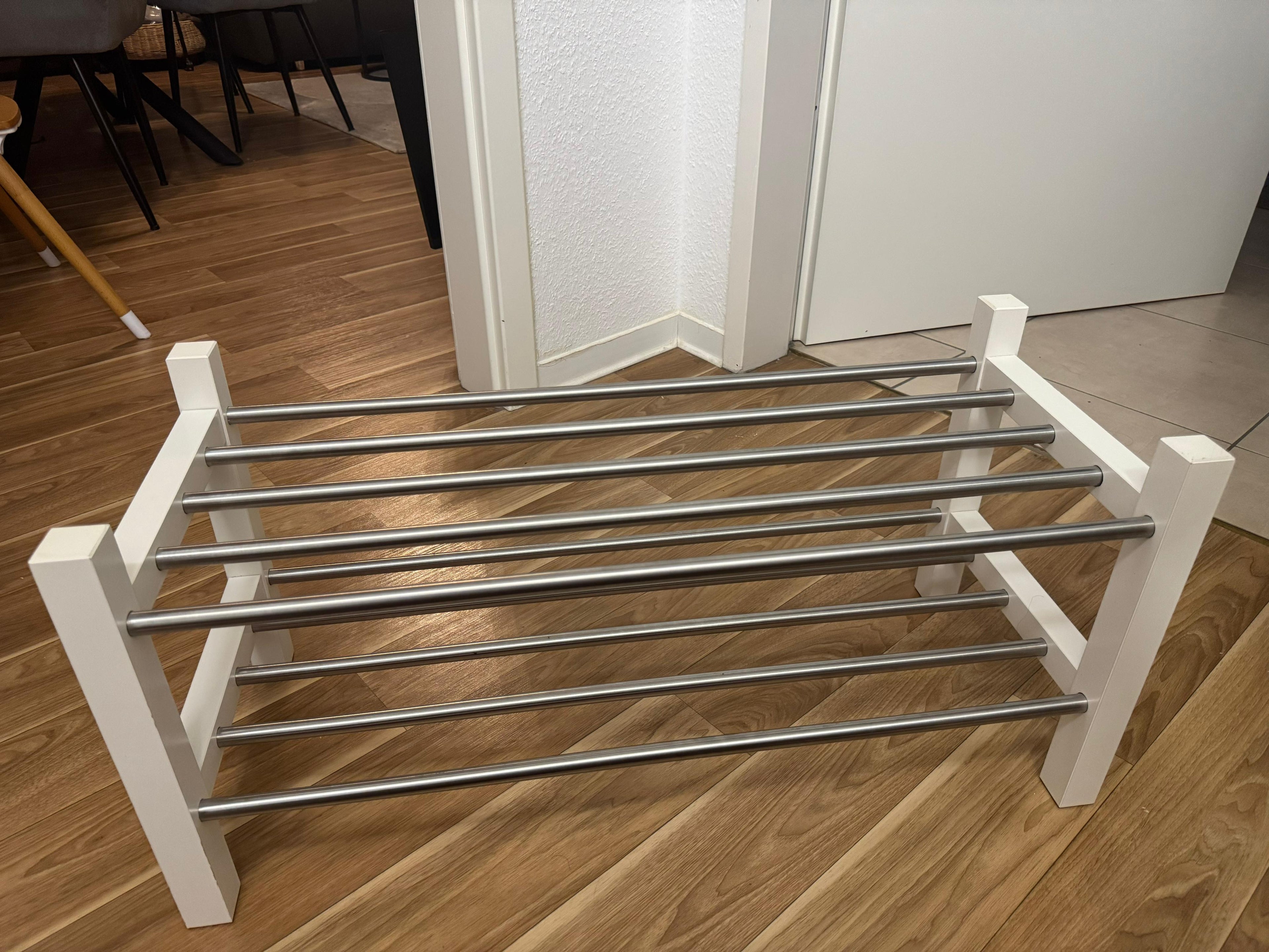 IKEA TJUSIG Shoe Rack, White, 81x32x37 cm, Very Good Condition