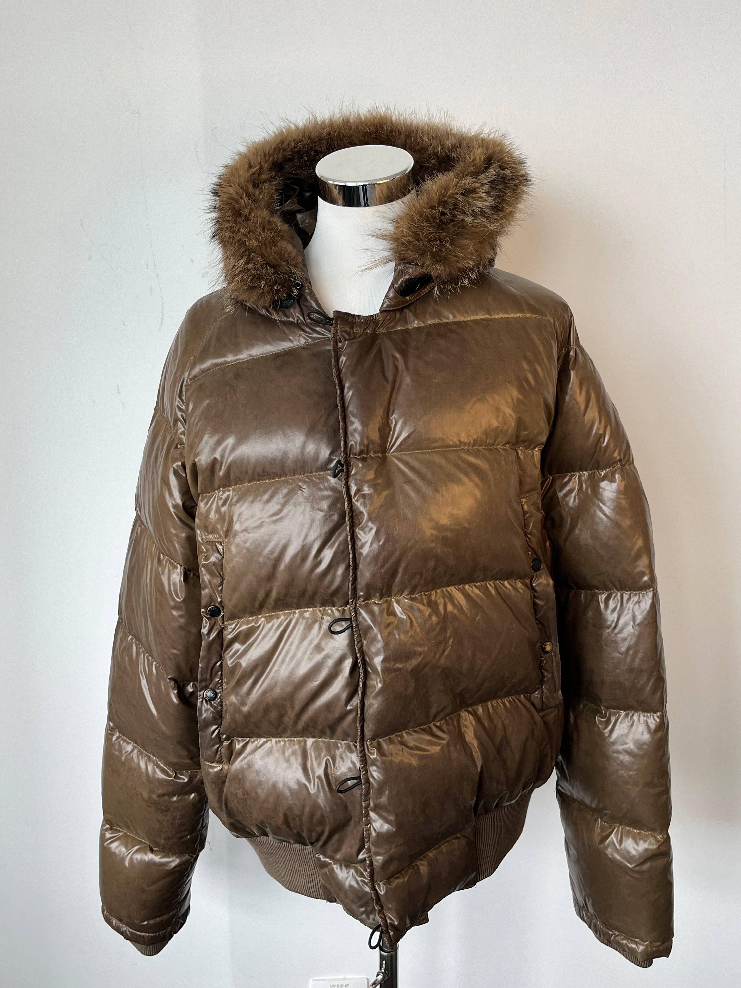 Moncler Herren Daunenjacke Shiny Nylon Olive Gr. 4 Fellkapuze Gebraucht