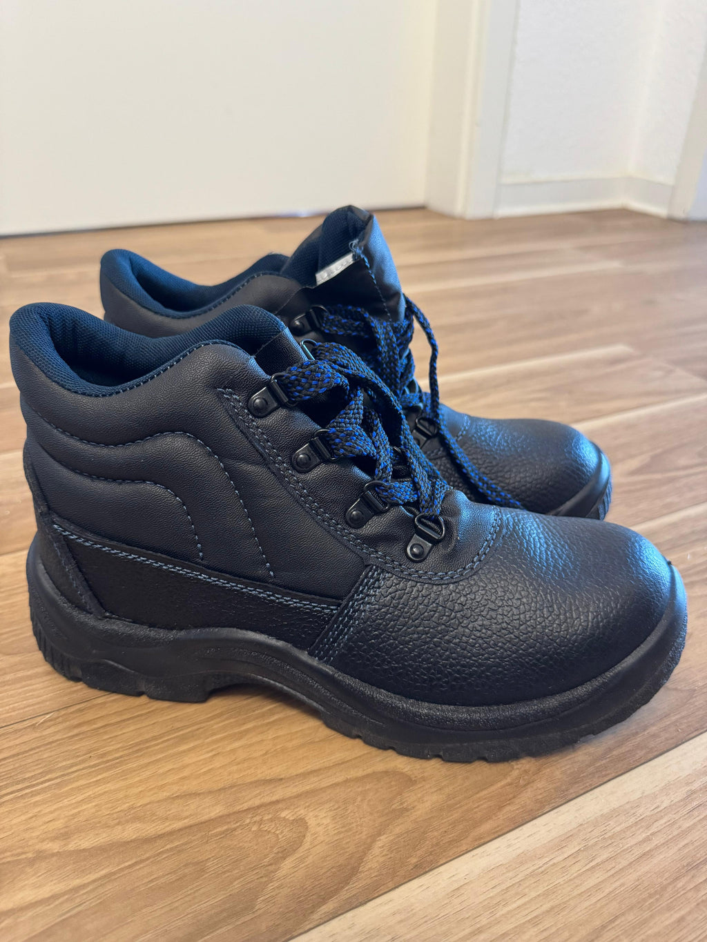 Burgia Sauerland S3 Sicherheitsstiefel BS42112, Gr. 40, Schwarz/Blau, neuwertig