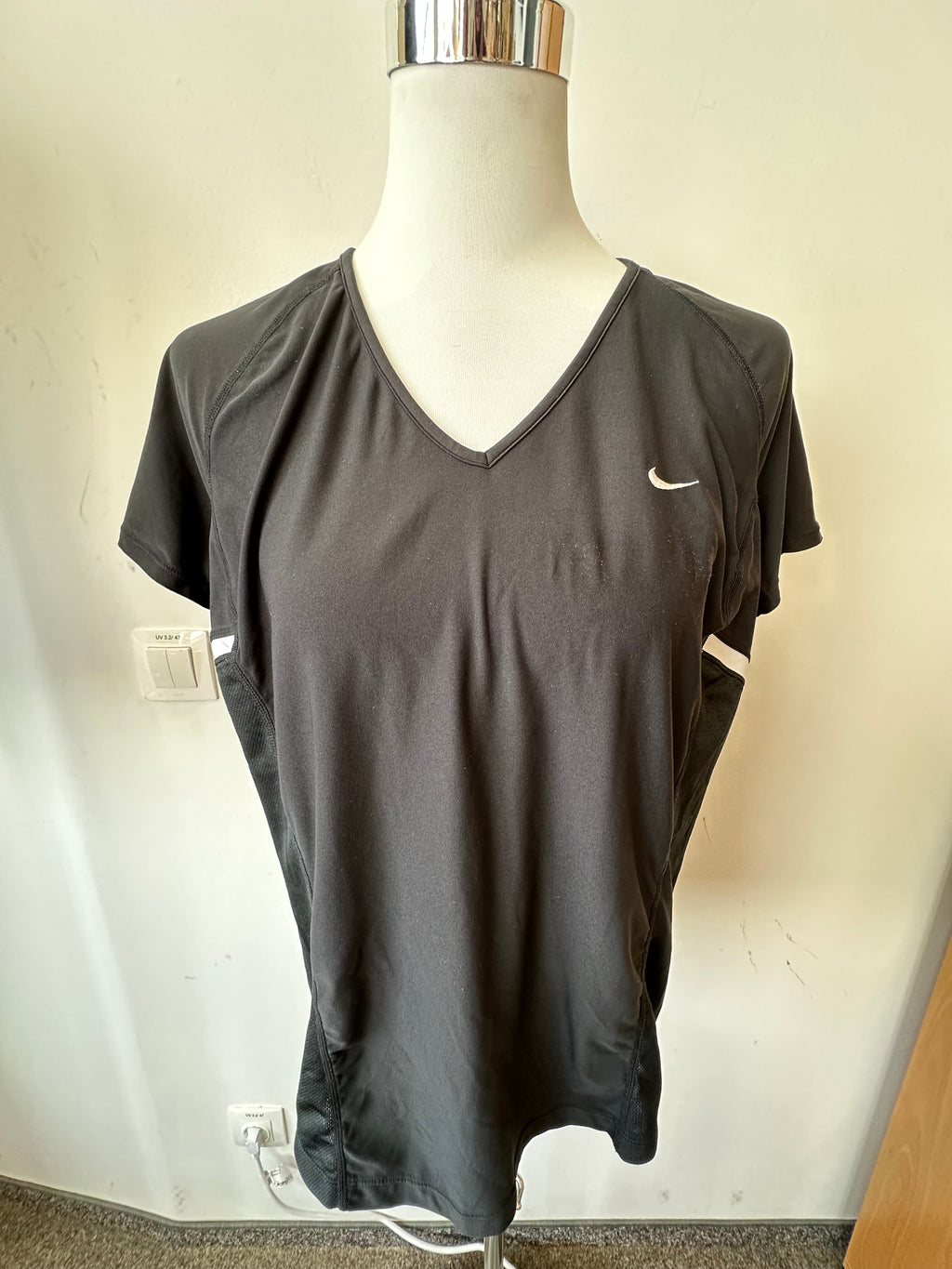 Nike Women’s Dri-FIT Stock Elite SS Jersey, XL, Black/White, Good Condition