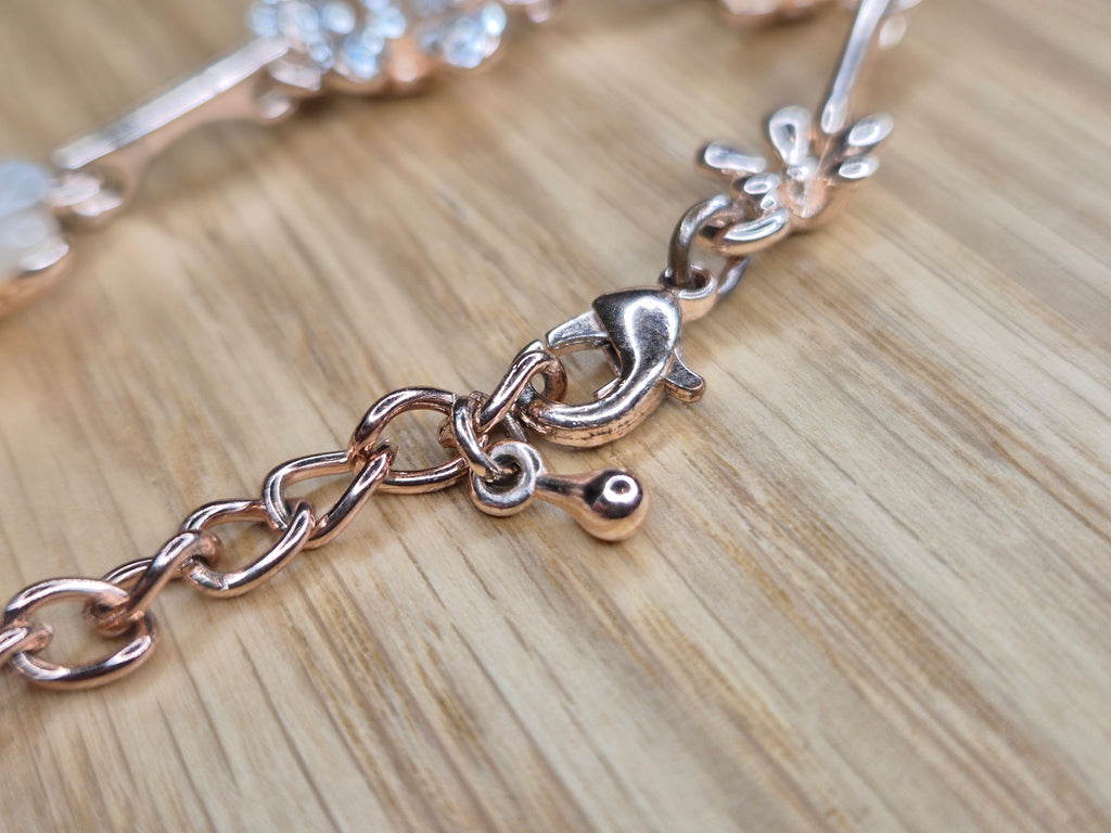 Uloveido Blumen-Armband Rosegold Pastellrosa – sehr guter Zustand, verstellbar