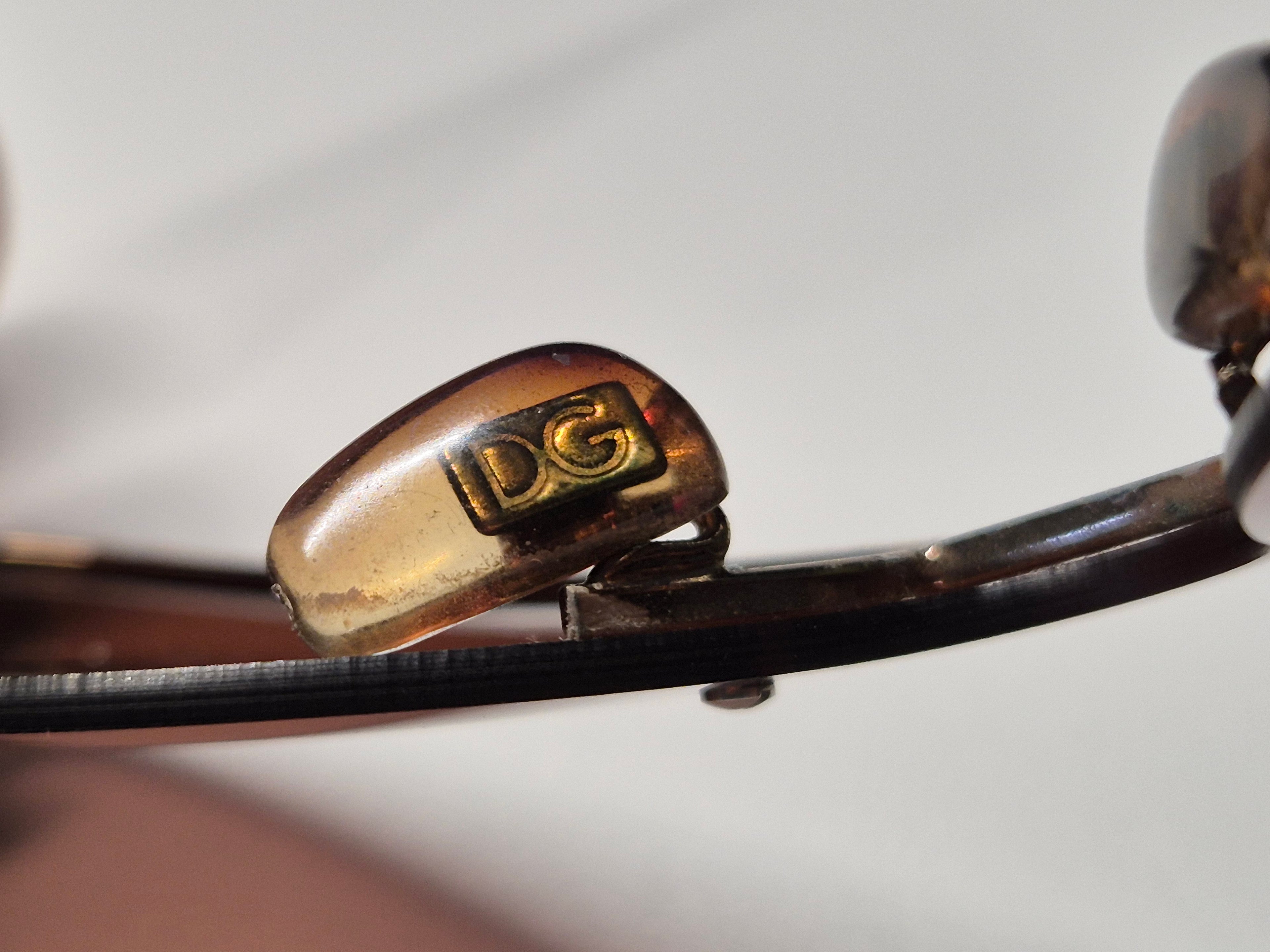 Dolce & Gabbana Shield Sonnenbrille – Braun/Gold, mit Hartschale, guter Zustand